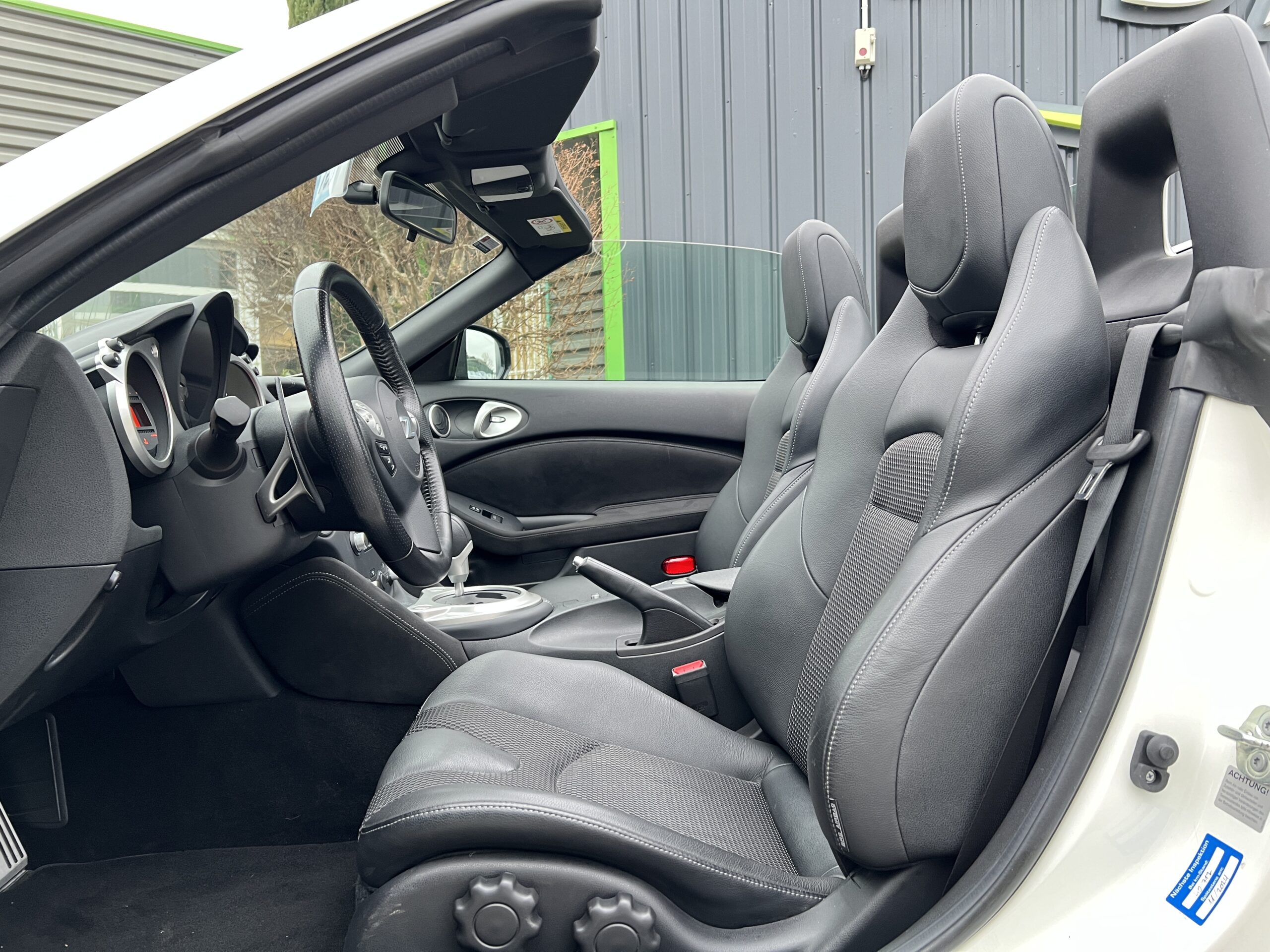 Photo NISSAN 370Z ROADSTER 3.7 V6 328 PACK BVA7