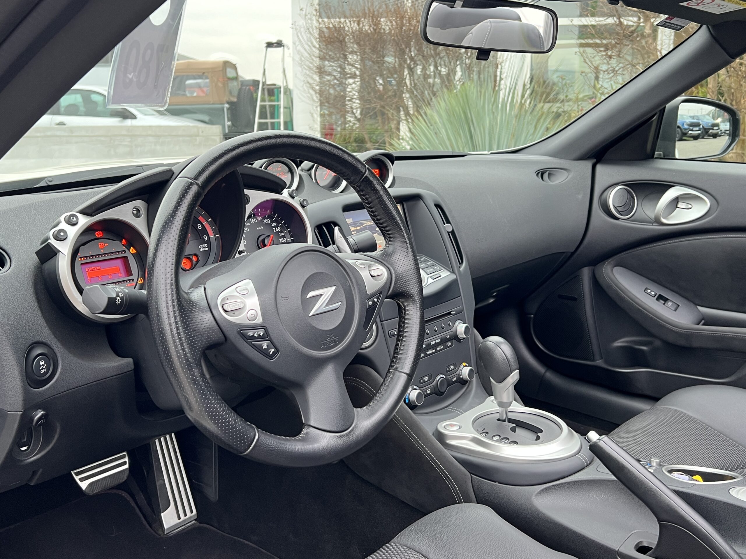 Photo NISSAN 370Z ROADSTER 3.7 V6 328 PACK BVA7