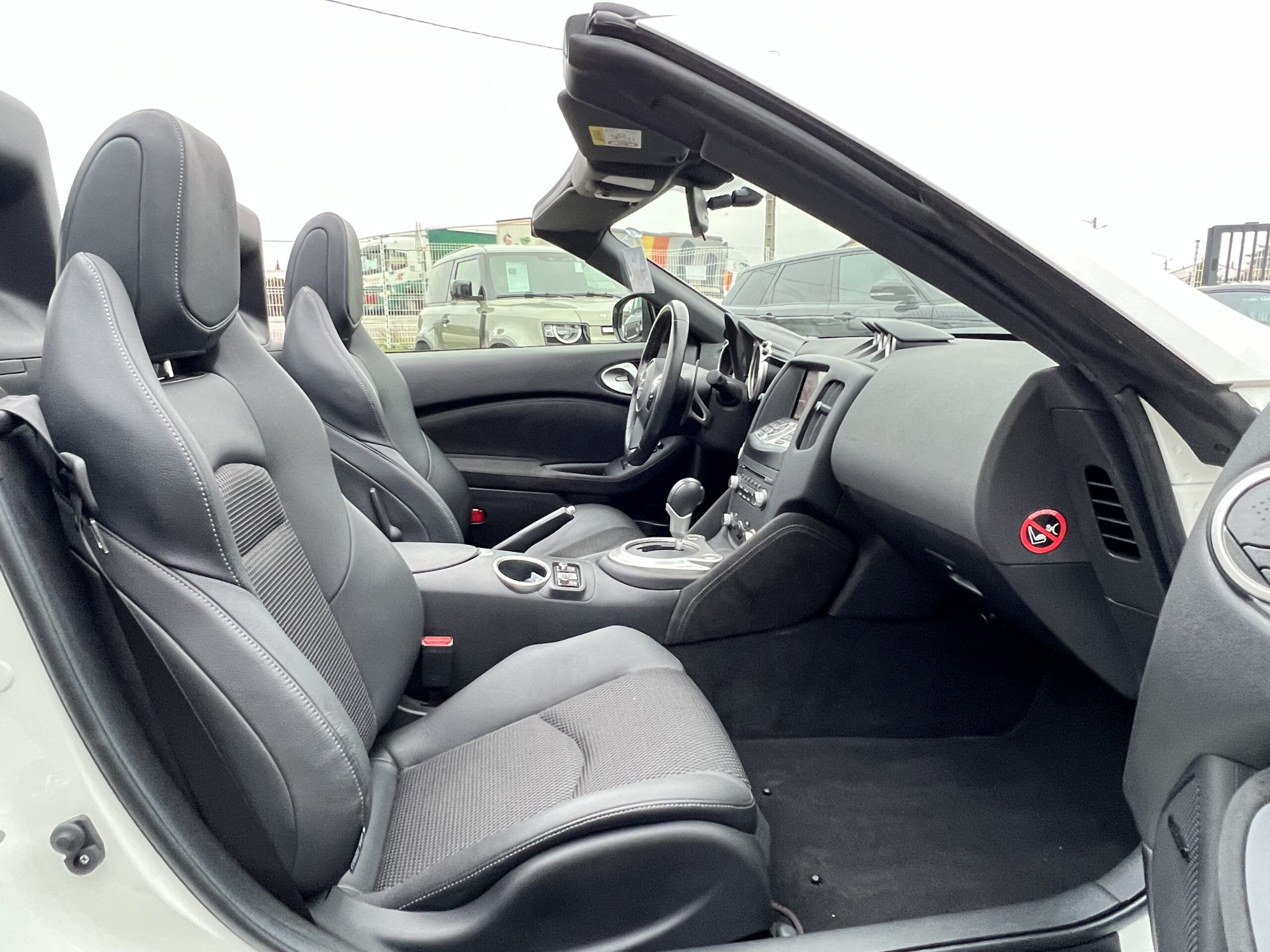 Photo NISSAN 370Z ROADSTER 3.7 V6 328 PACK BVA7
