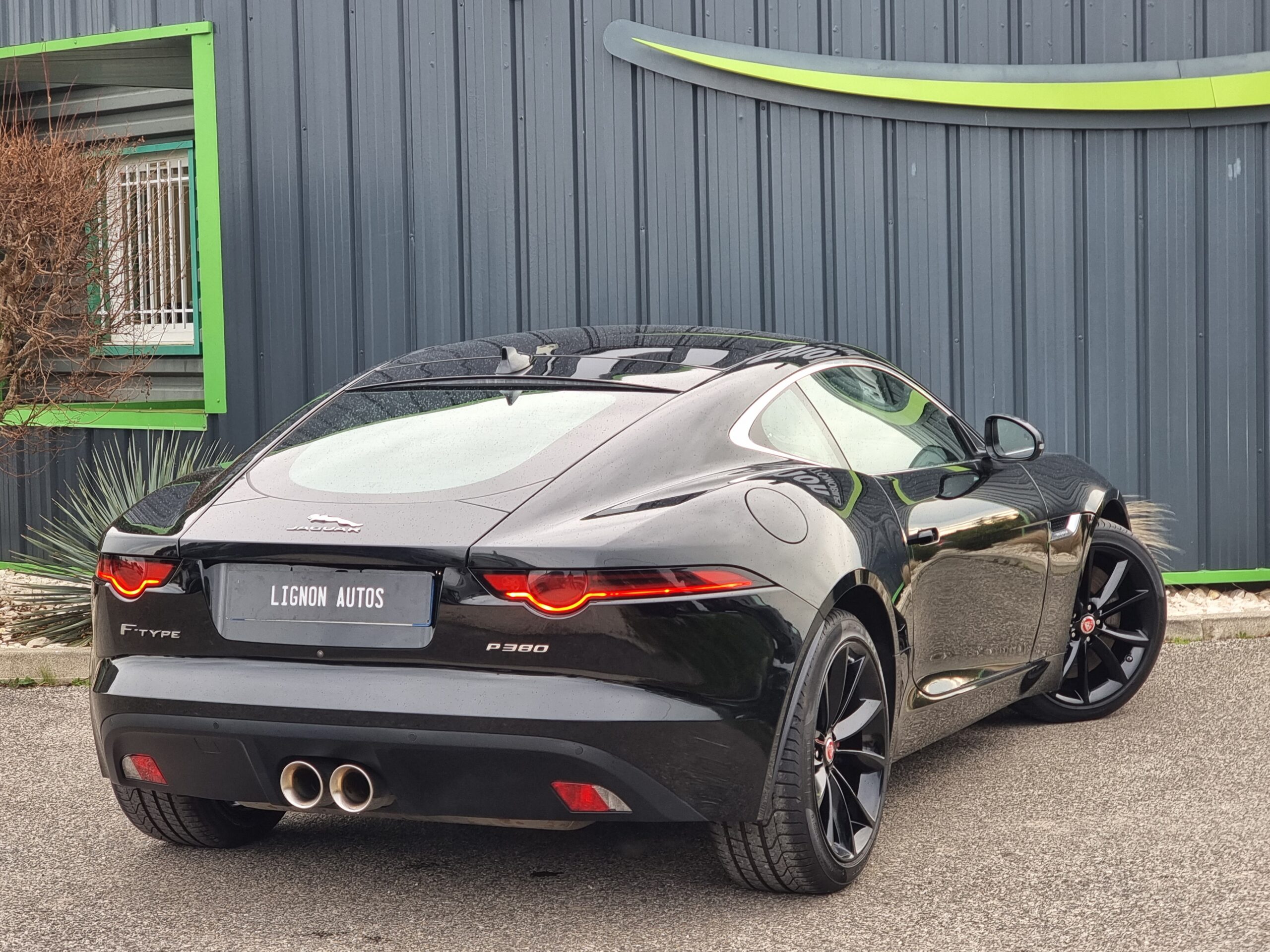 Photo JAGUAR F-TYPE COUPÉ P380 ch BVA8