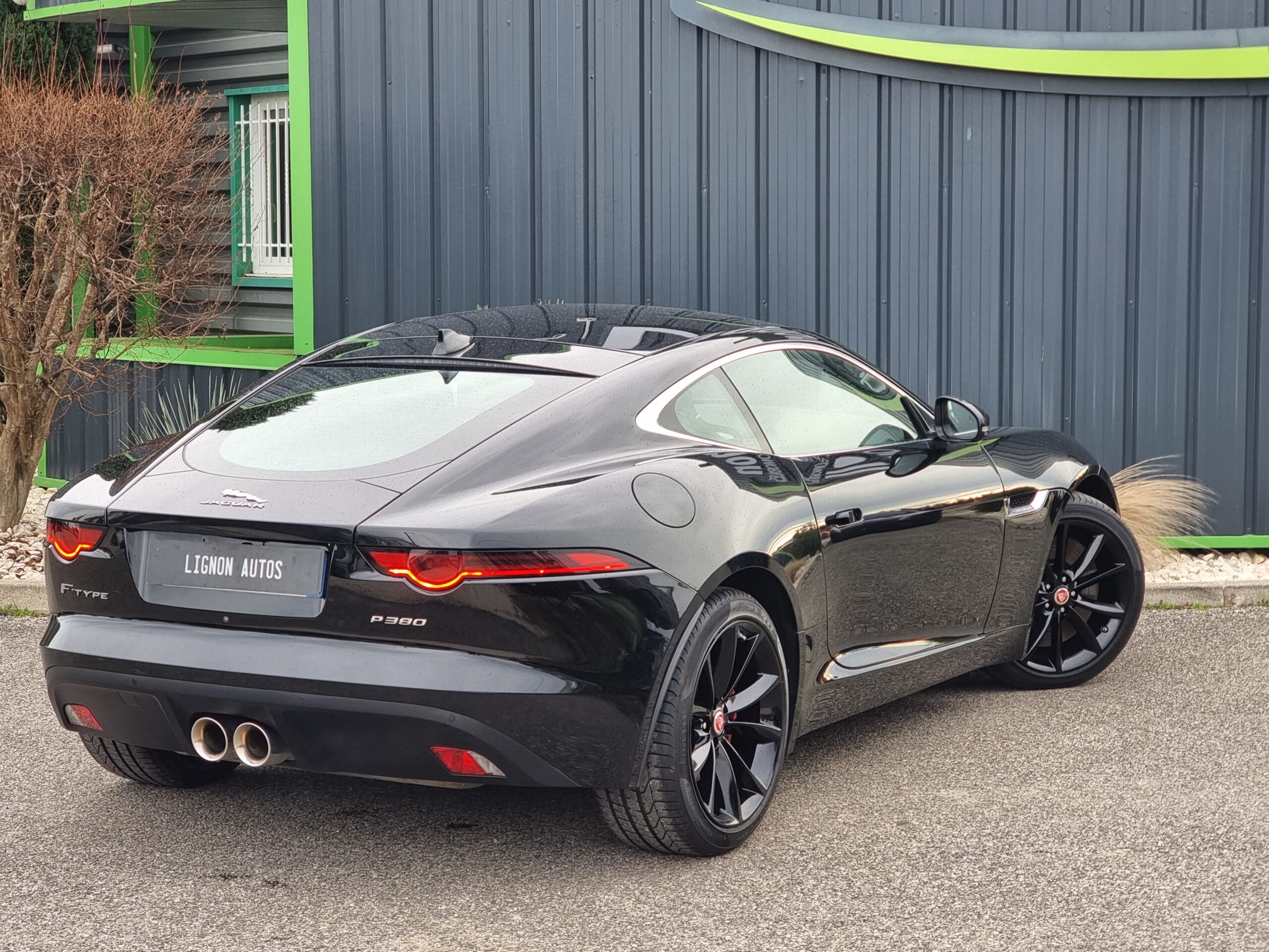 Photo JAGUAR F-TYPE COUPÉ P380 ch BVA8