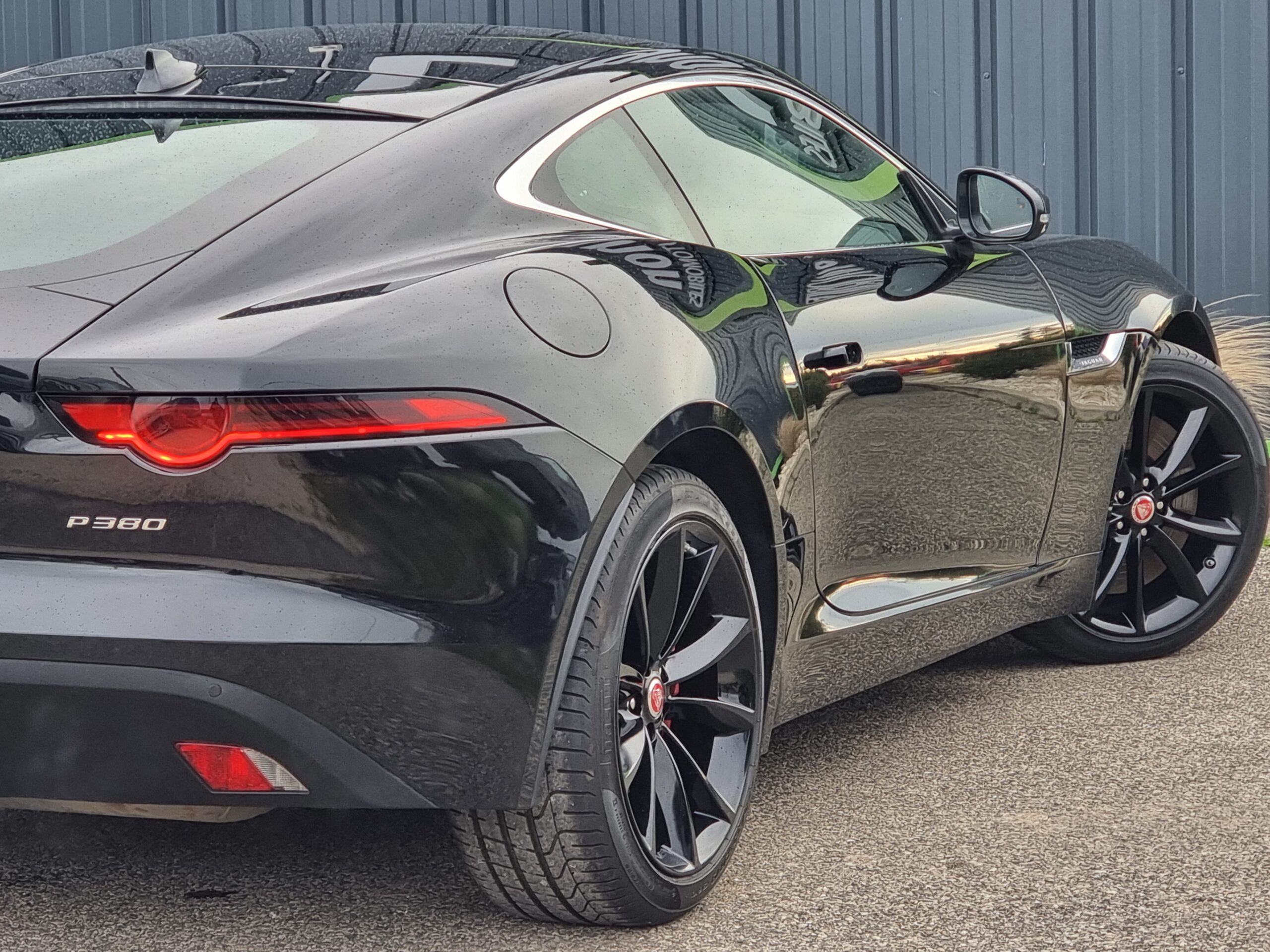 Photo JAGUAR F-TYPE COUPÉ P380 ch BVA8