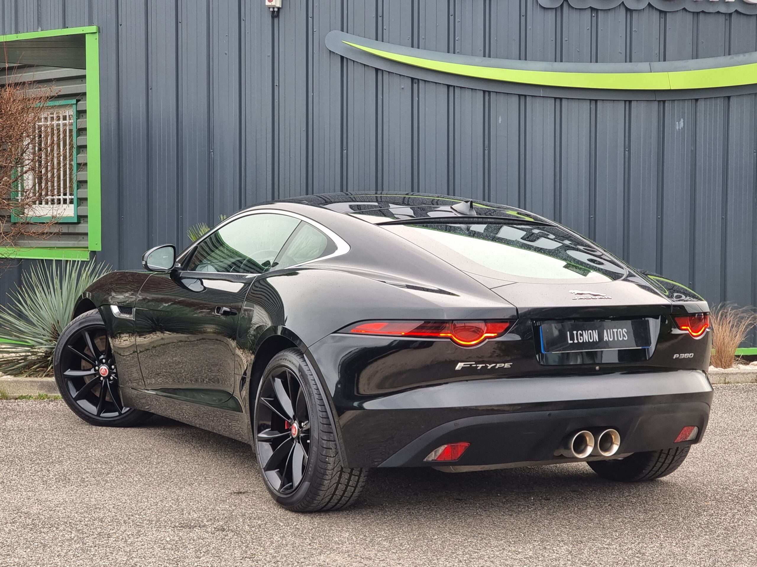 Photo JAGUAR F-TYPE COUPÉ P380 ch BVA8