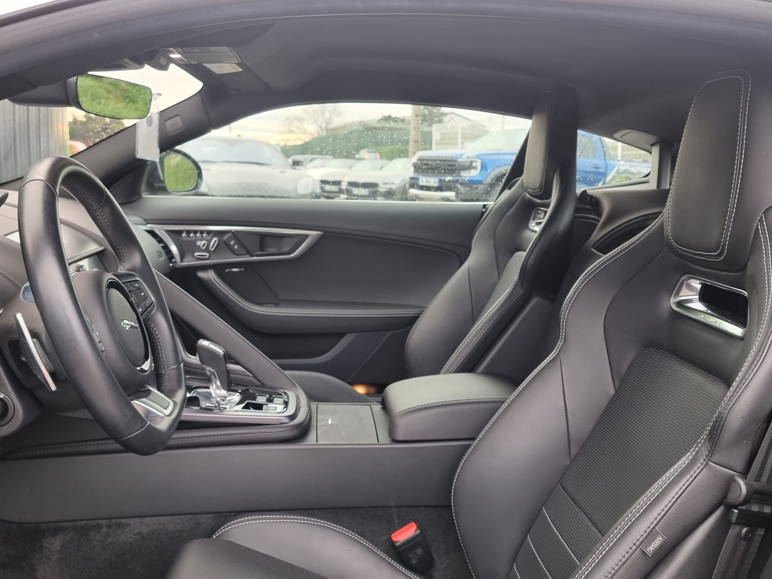 Photo JAGUAR F-TYPE COUPÉ P380 ch BVA8