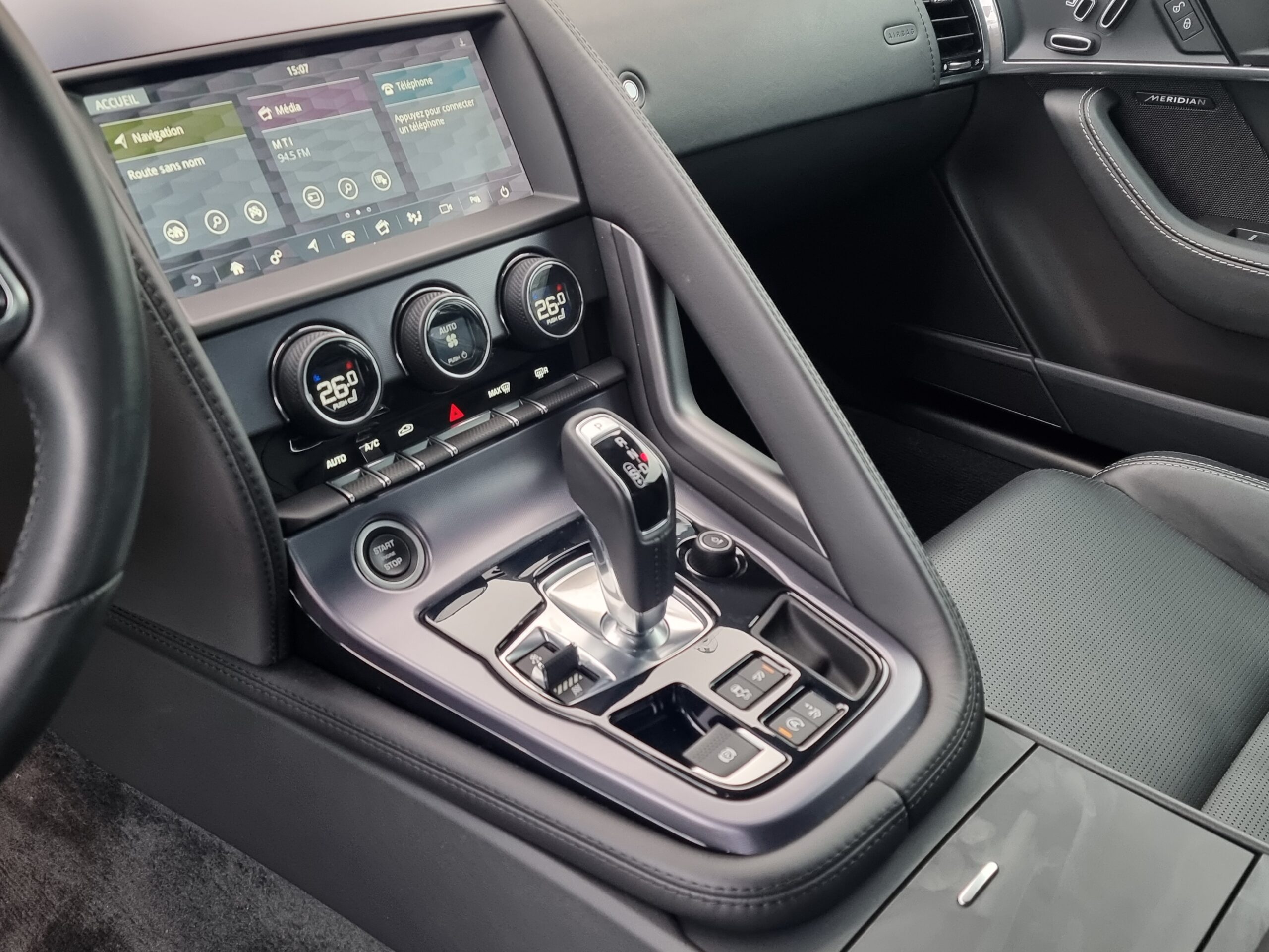 Photo JAGUAR F-TYPE COUPÉ P380 ch BVA8