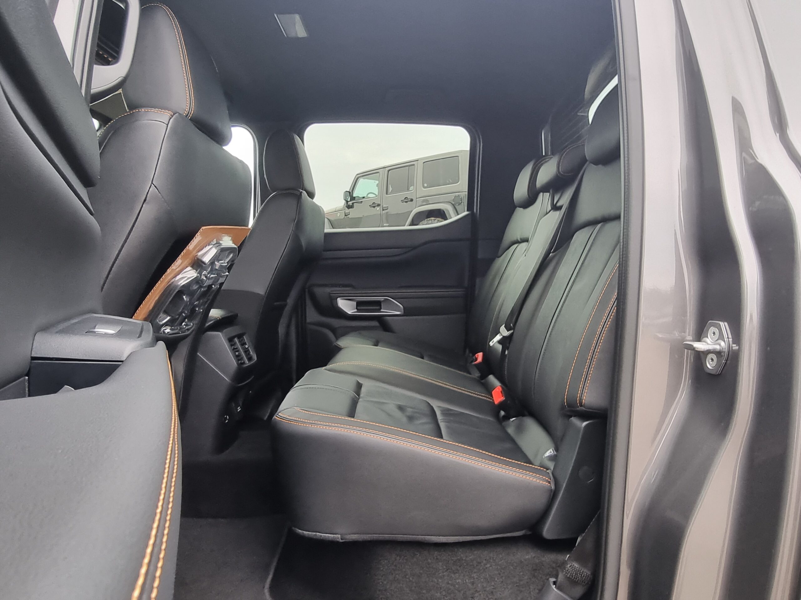 Photo FORD RANGER 3.0 V6 240 WILDTRAK BVA10 SANS MALUS DISPONIBLE IMMEDIATEMENT SANS MALUS !!