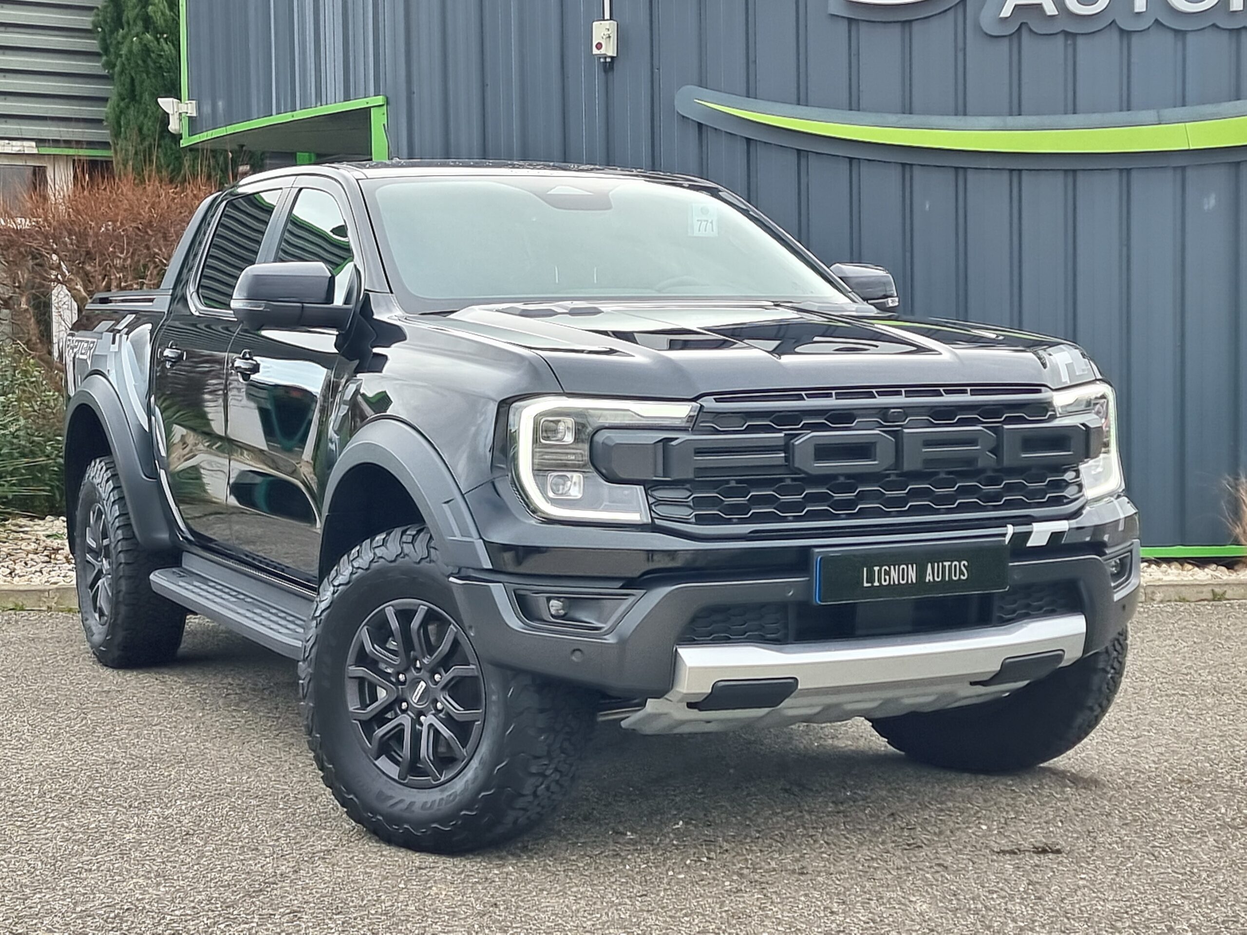 Photo FORD RANGER RAPTOR 3.0L ECOBOOST V6 292CV PAS DE MALUS