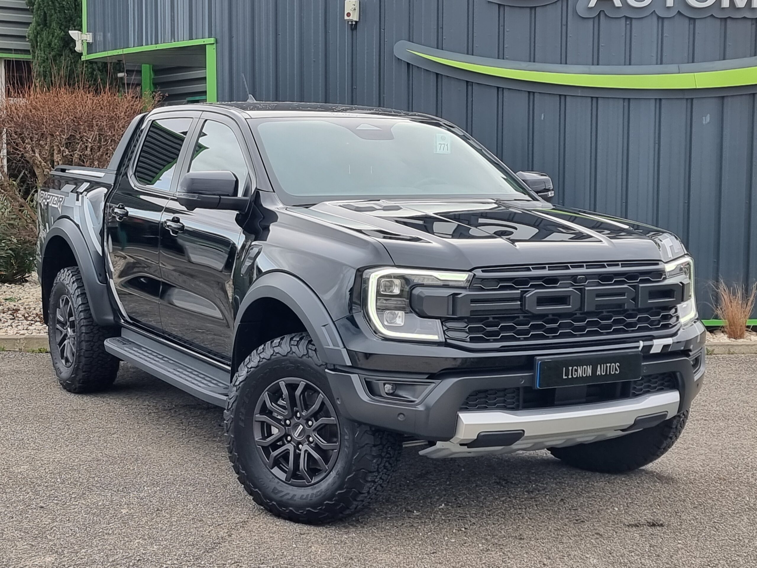 Photo FORD RANGER RAPTOR 3.0L ECOBOOST V6 292CV PAS DE MALUS