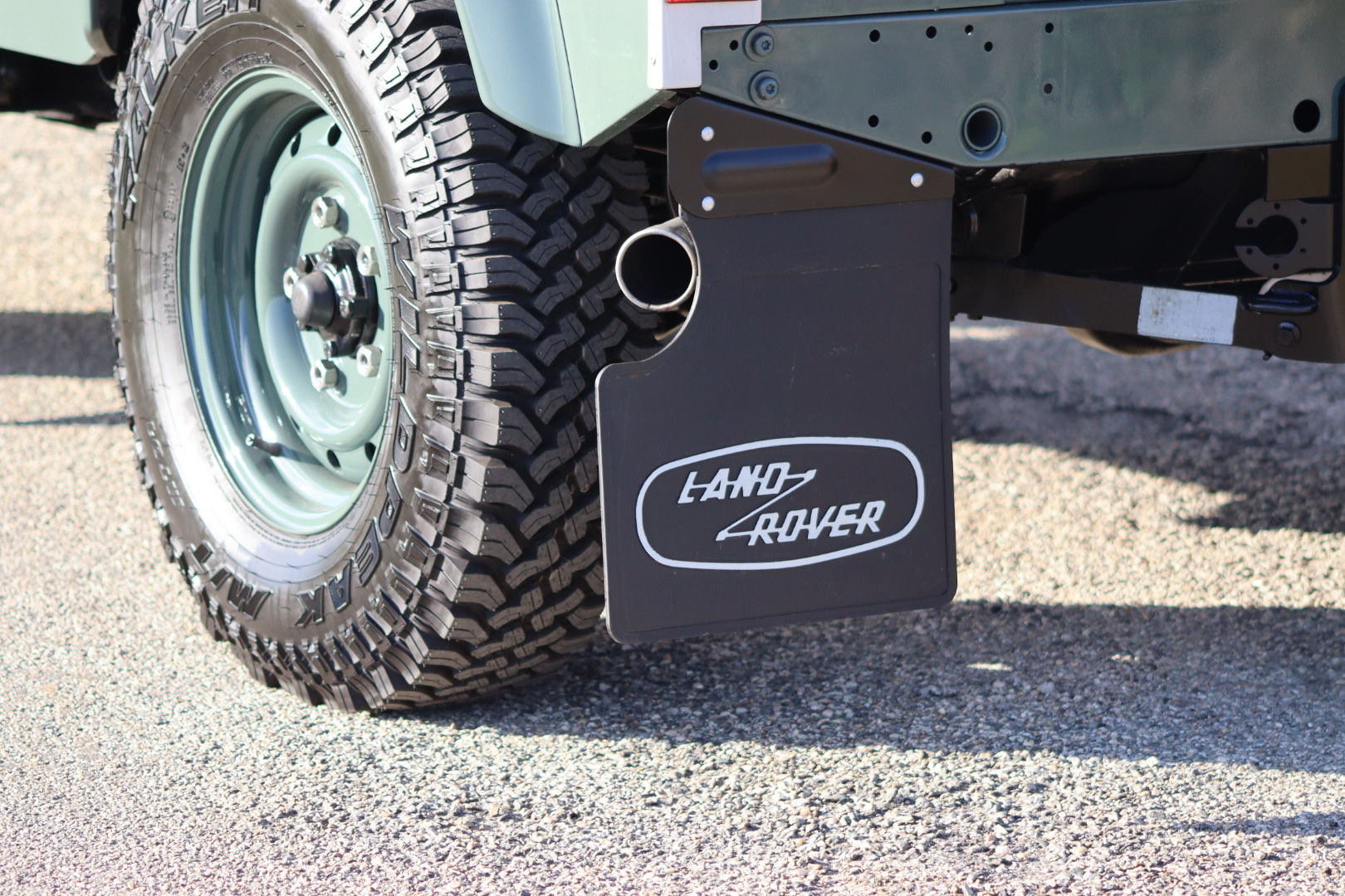 Photo LAND ROVER DEFENDER TD4 2.4 SW 4 PLACES