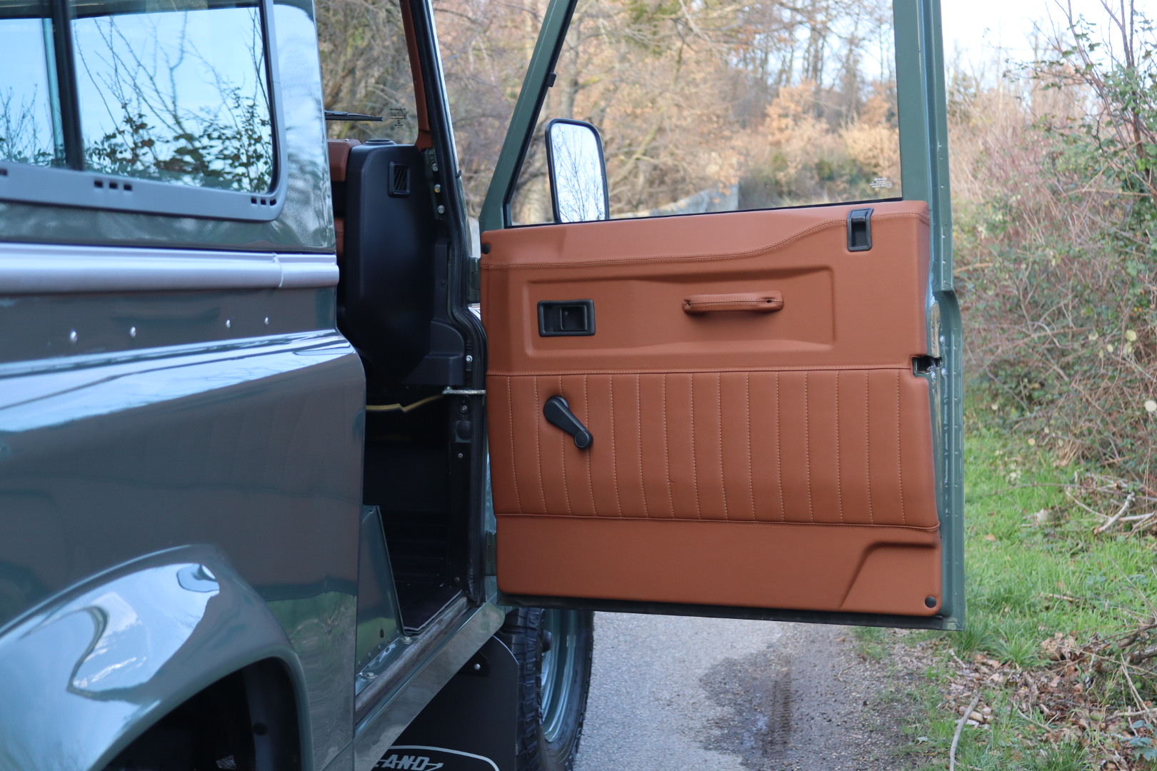 Photo LAND ROVER DEFENDER TD4 2.4 SW 4 PLACES