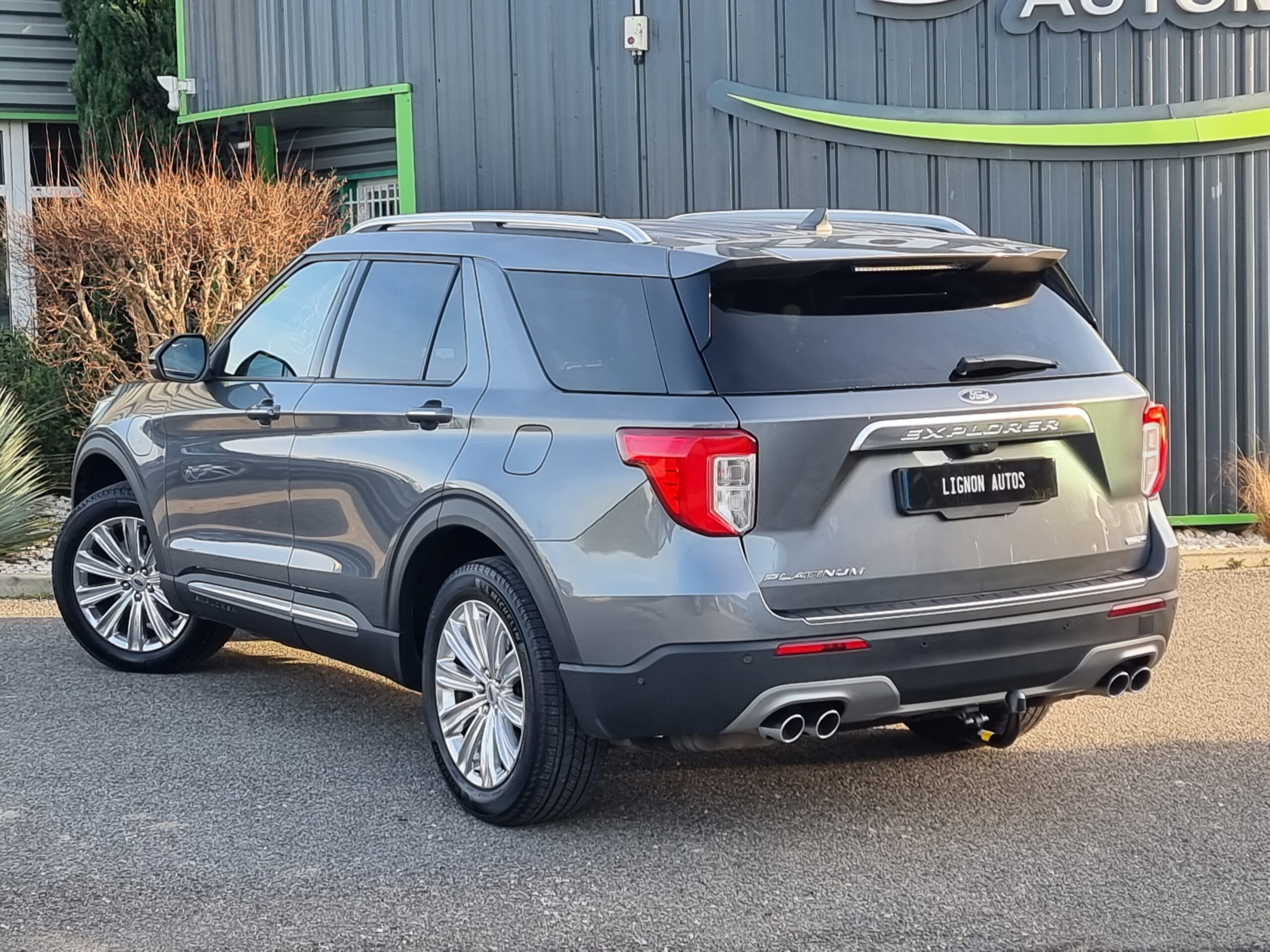Photo FORD EXPLORER 3.0 ECOBOOST 457ch Parallel PHEV Platinum i-AWD BVA10
