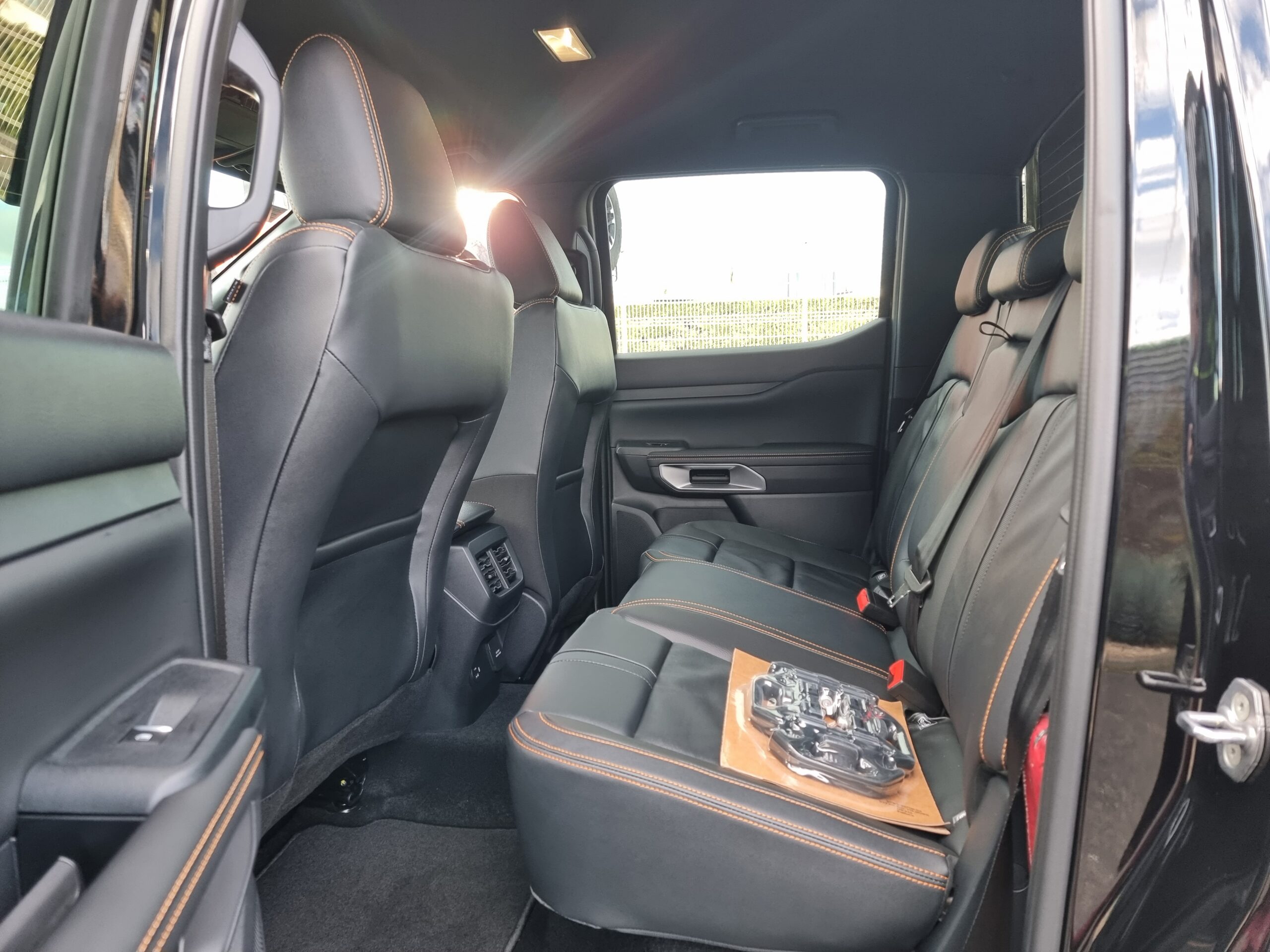 Photo FORD RANGER 3.0 V6 240 WILDTRAK BVA10 SANS MALUS DISPONIBLE IMMEDIATEMENT