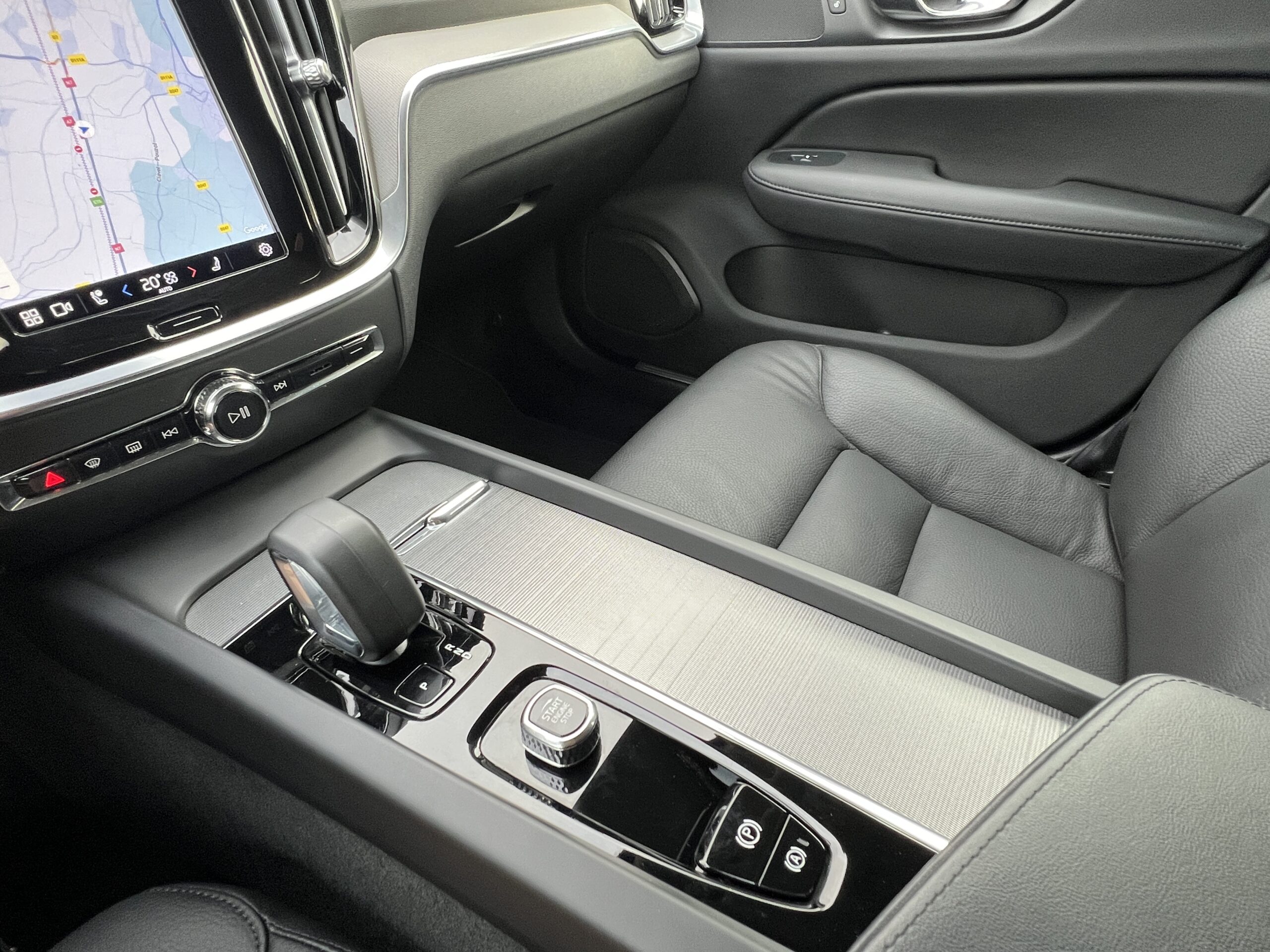 Photo VOLVO V60 B4 197 CH GEARTRONIC 8 Inscription