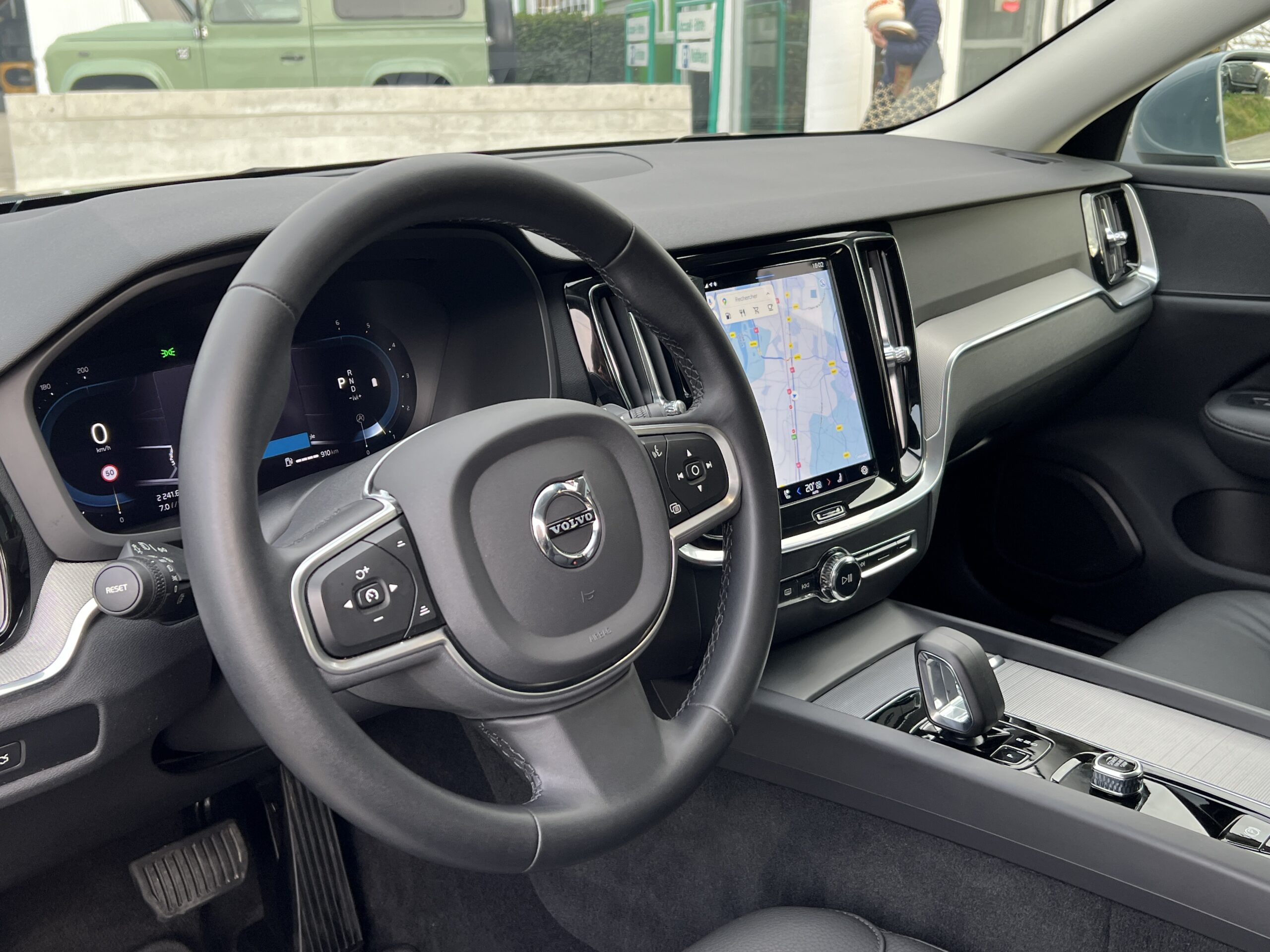Photo VOLVO V60 B4 197 CH GEARTRONIC 8 Inscription