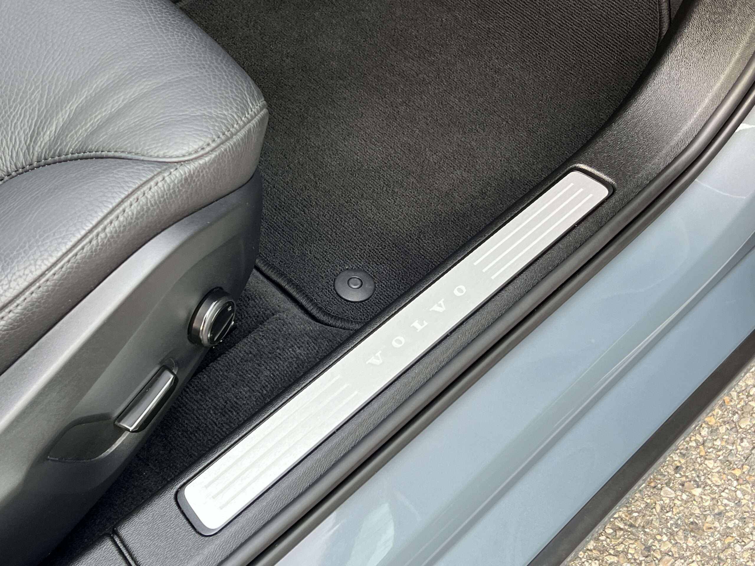 Photo VOLVO V60 B4 197 CH GEARTRONIC 8 Inscription