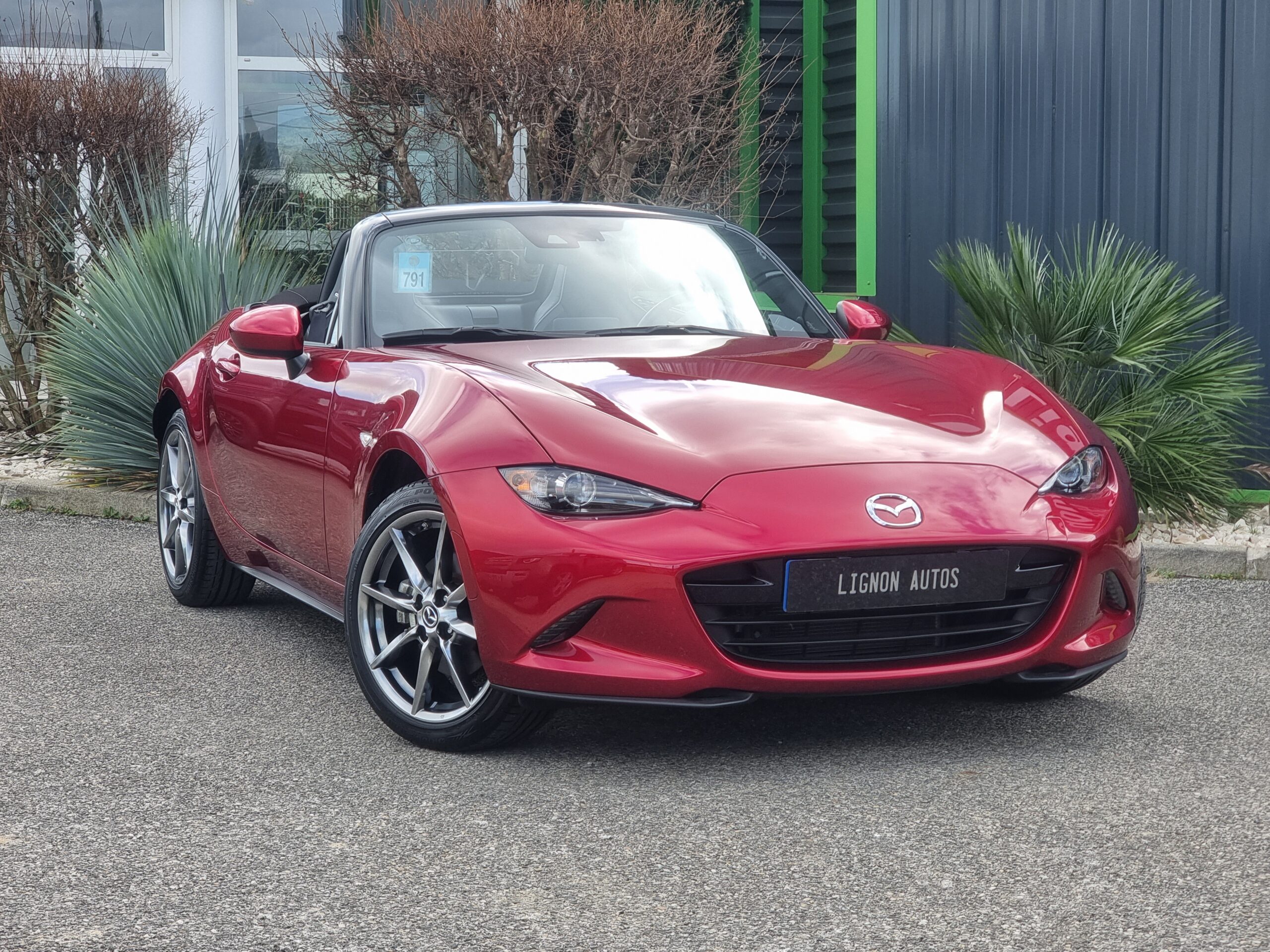 Photo MAZDA MX-5 Roadster Skyaktiv 2.0l 184ch Selection avec pack sport et pack i-Activsense