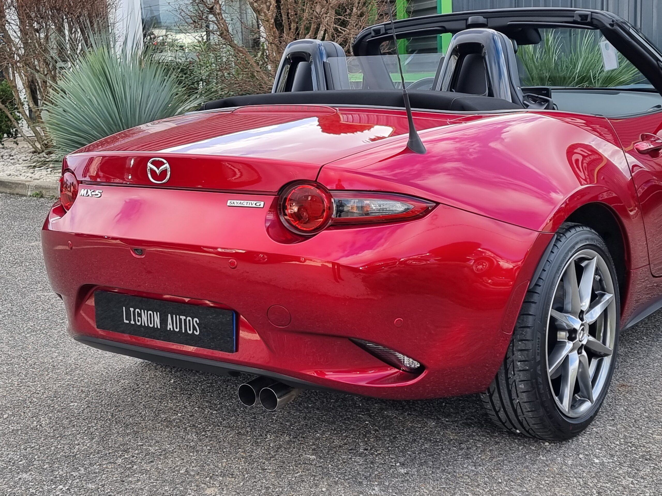 Photo MAZDA MX-5 Roadster Skyaktiv 2.0l 184ch Selection avec pack sport et pack i-Activsense