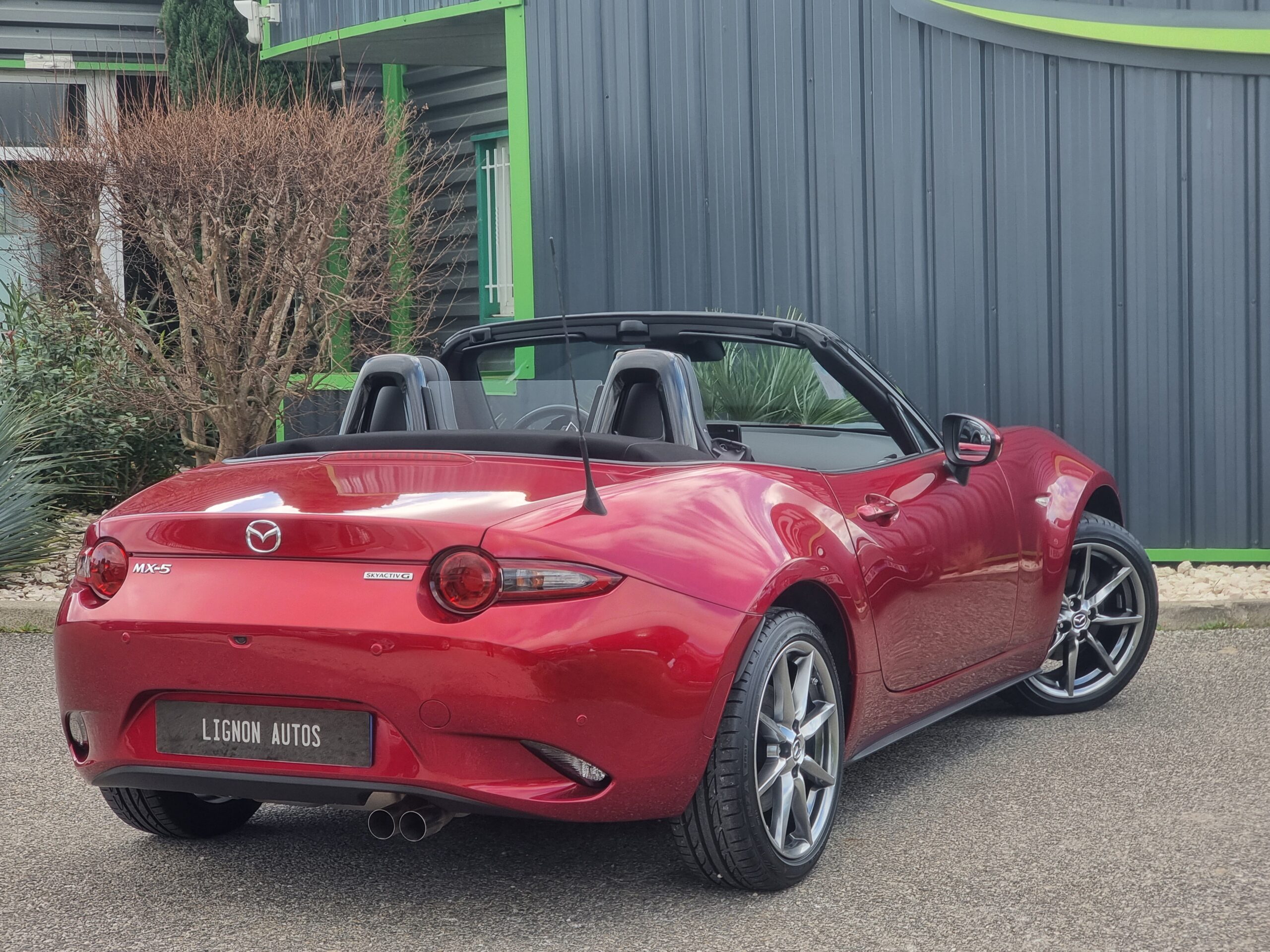 Photo MAZDA MX-5 Roadster Skyaktiv 2.0l 184ch Selection avec pack sport et pack i-Activsense