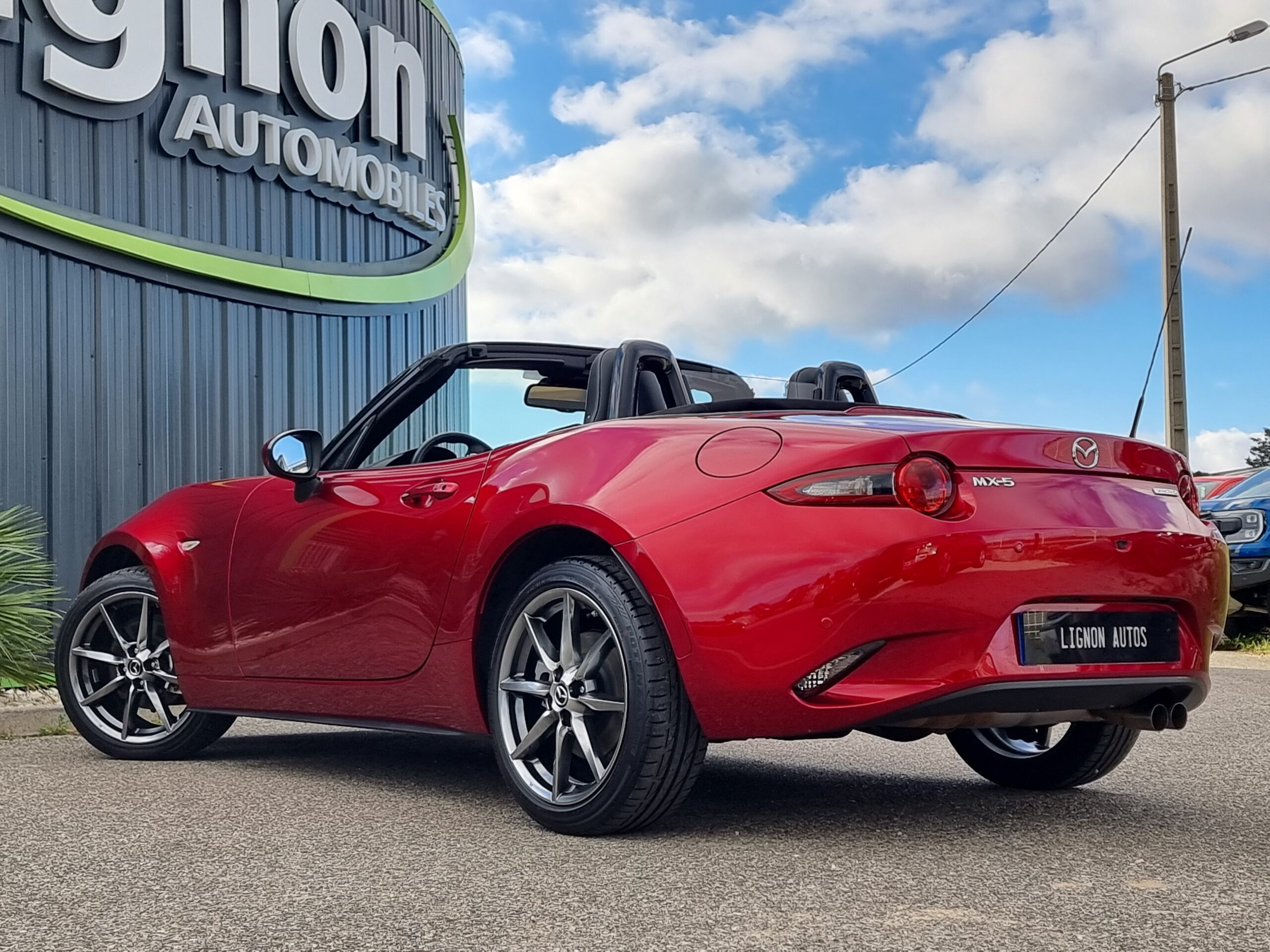 Photo MAZDA MX-5 Roadster Skyaktiv 2.0l 184ch Selection avec pack sport et pack i-Activsense