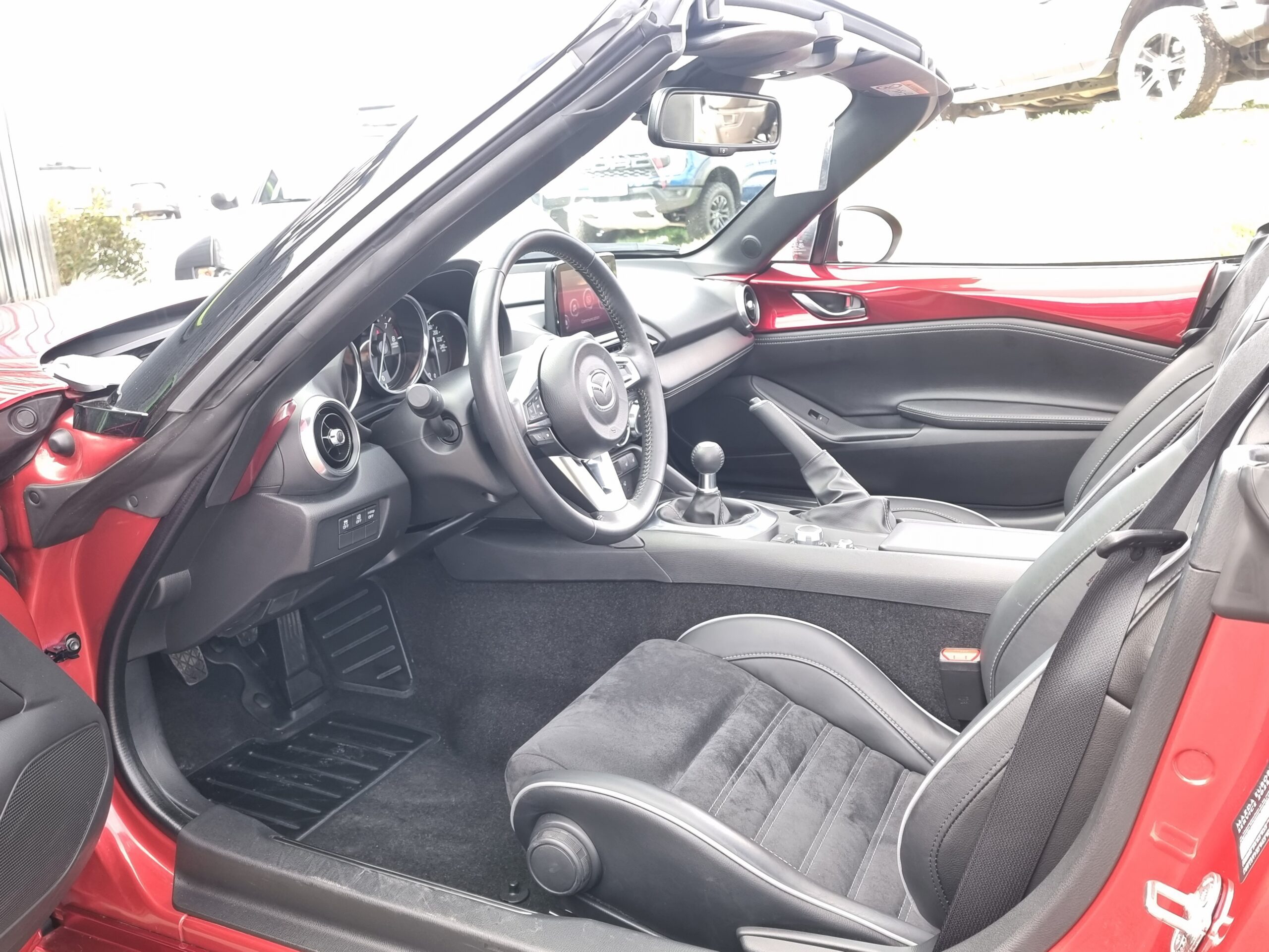 Photo MAZDA MX-5 Roadster Skyaktiv 2.0l 184ch Selection avec pack sport et pack i-Activsense
