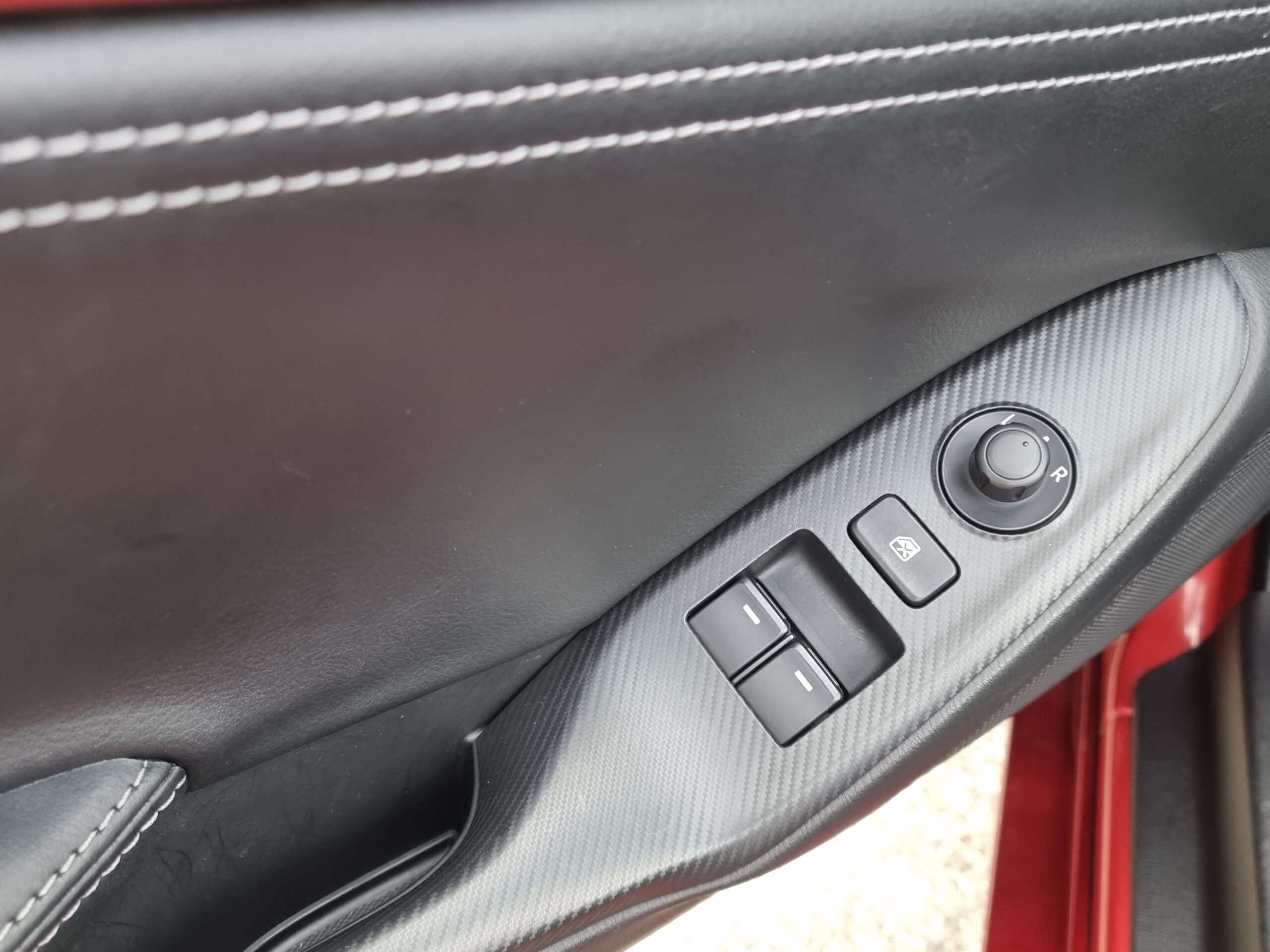 Photo MAZDA MX-5 Roadster Skyaktiv 2.0l 184ch Selection avec pack sport et pack i-Activsense