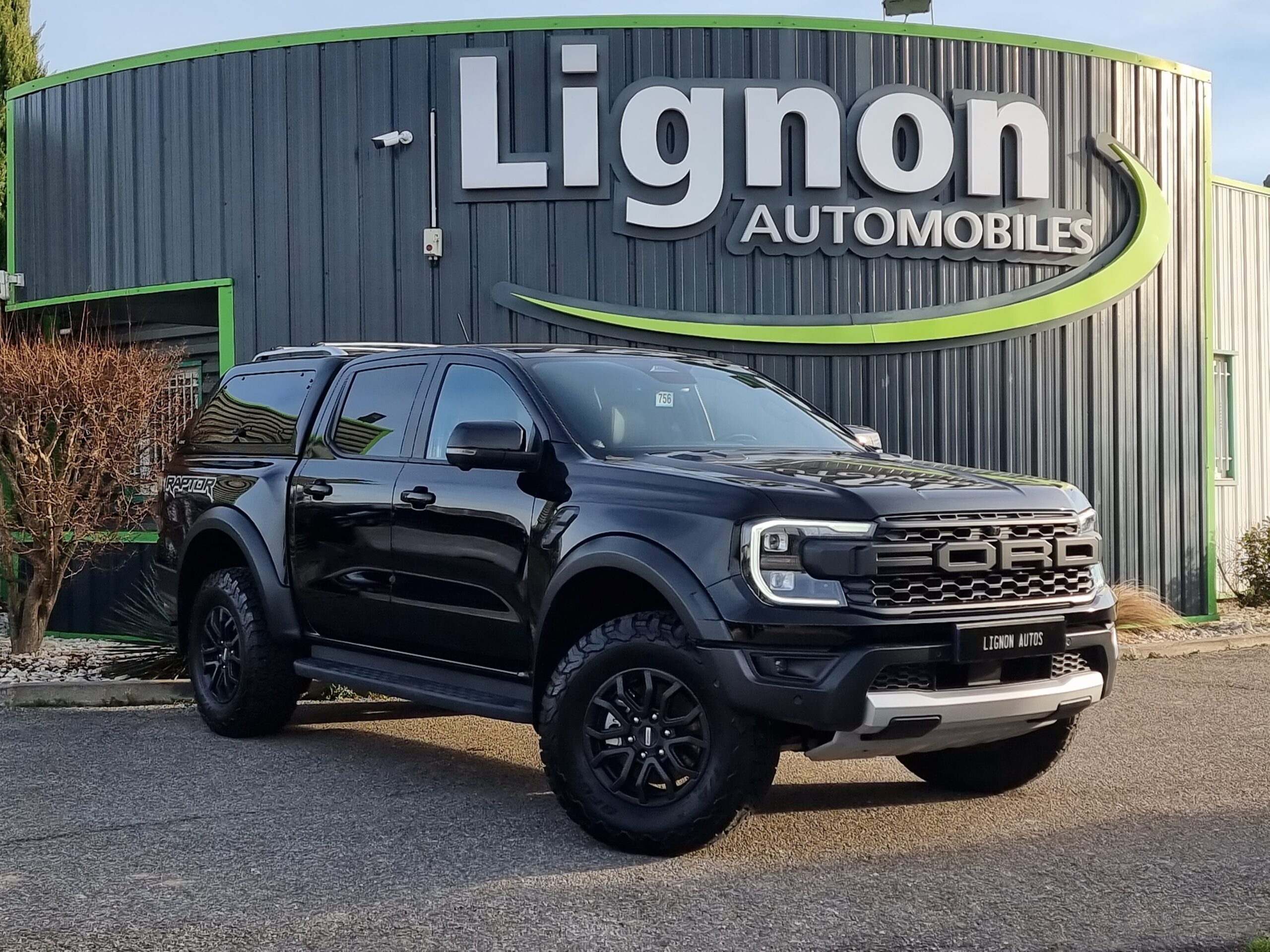 Photo FORD RANGER RAPTOR 3.0L ECOBOOST V6 292CV PAS DE MALUS