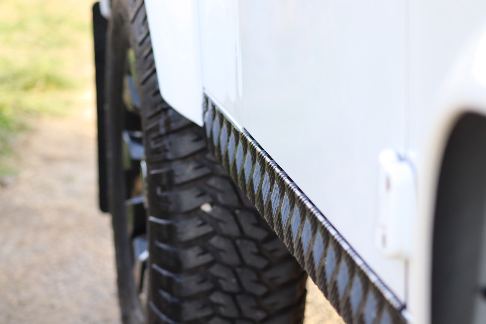 Photo LAND ROVER DEFENDER 90 TD4 2.2L SW 4 PLACES