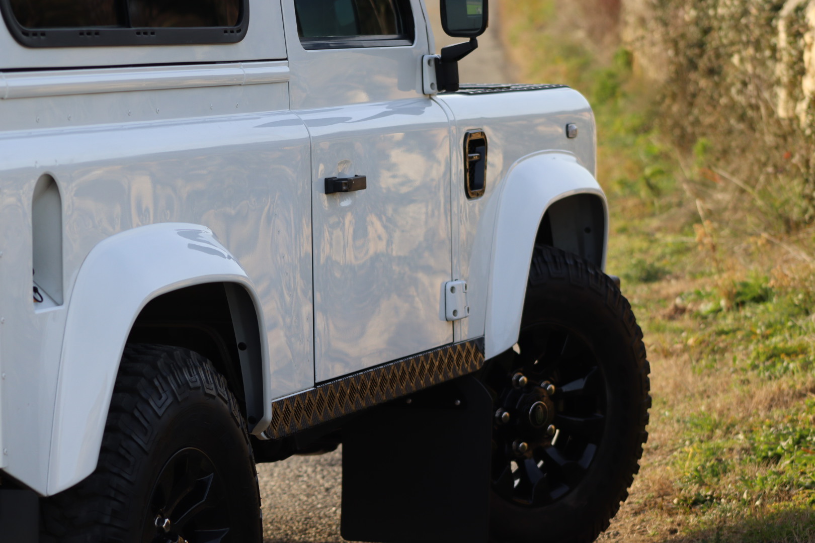Photo LAND ROVER DEFENDER 90 TD4 2.2L SW 4 PLACES