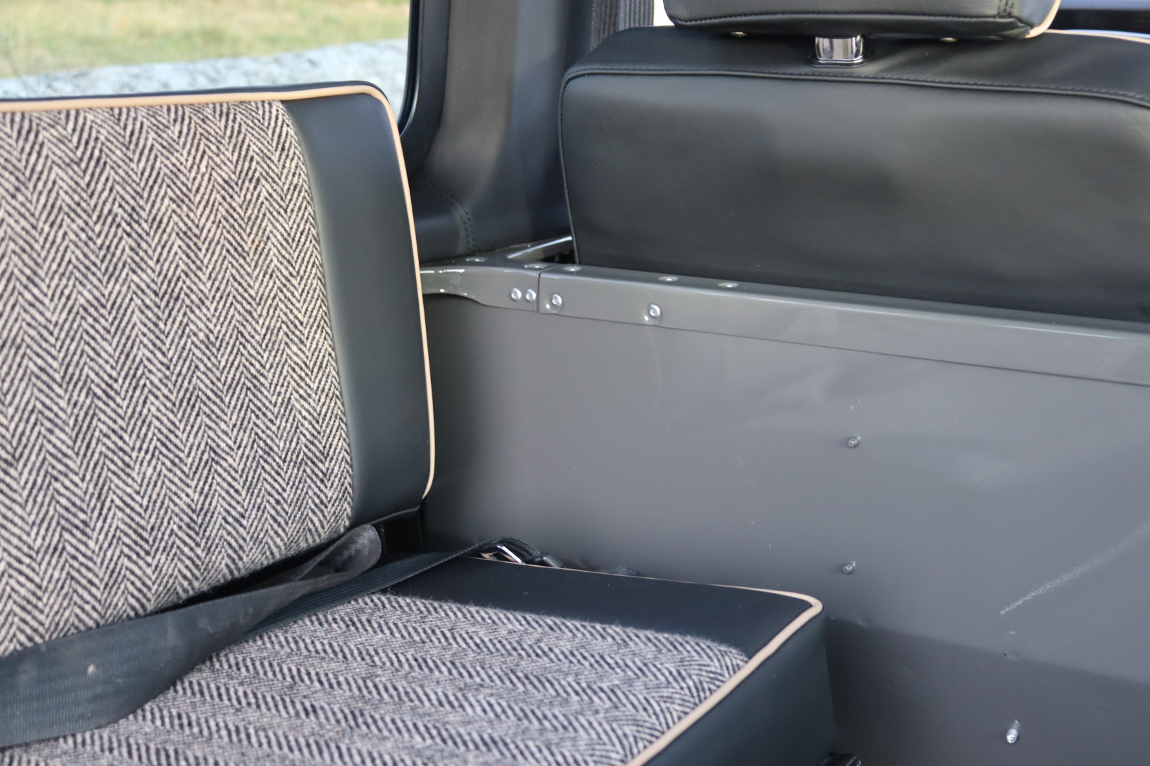 Photo LAND ROVER DEFENDER 90 TD5 SW 6 PLACES