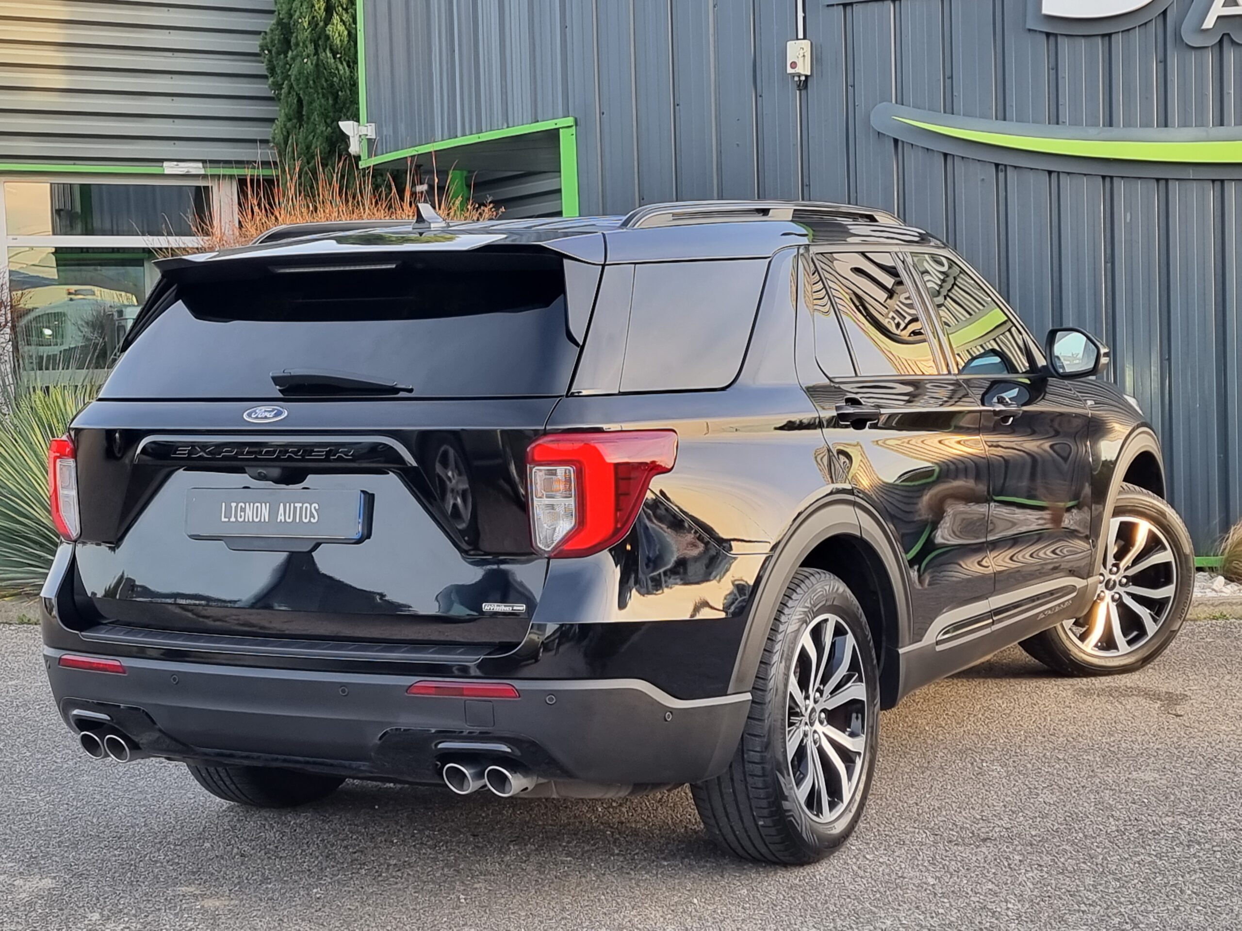 Photo Ford Explorer 3.0 EcoBoost 457ch Parallel PHEV ST-Line AWD BVA10