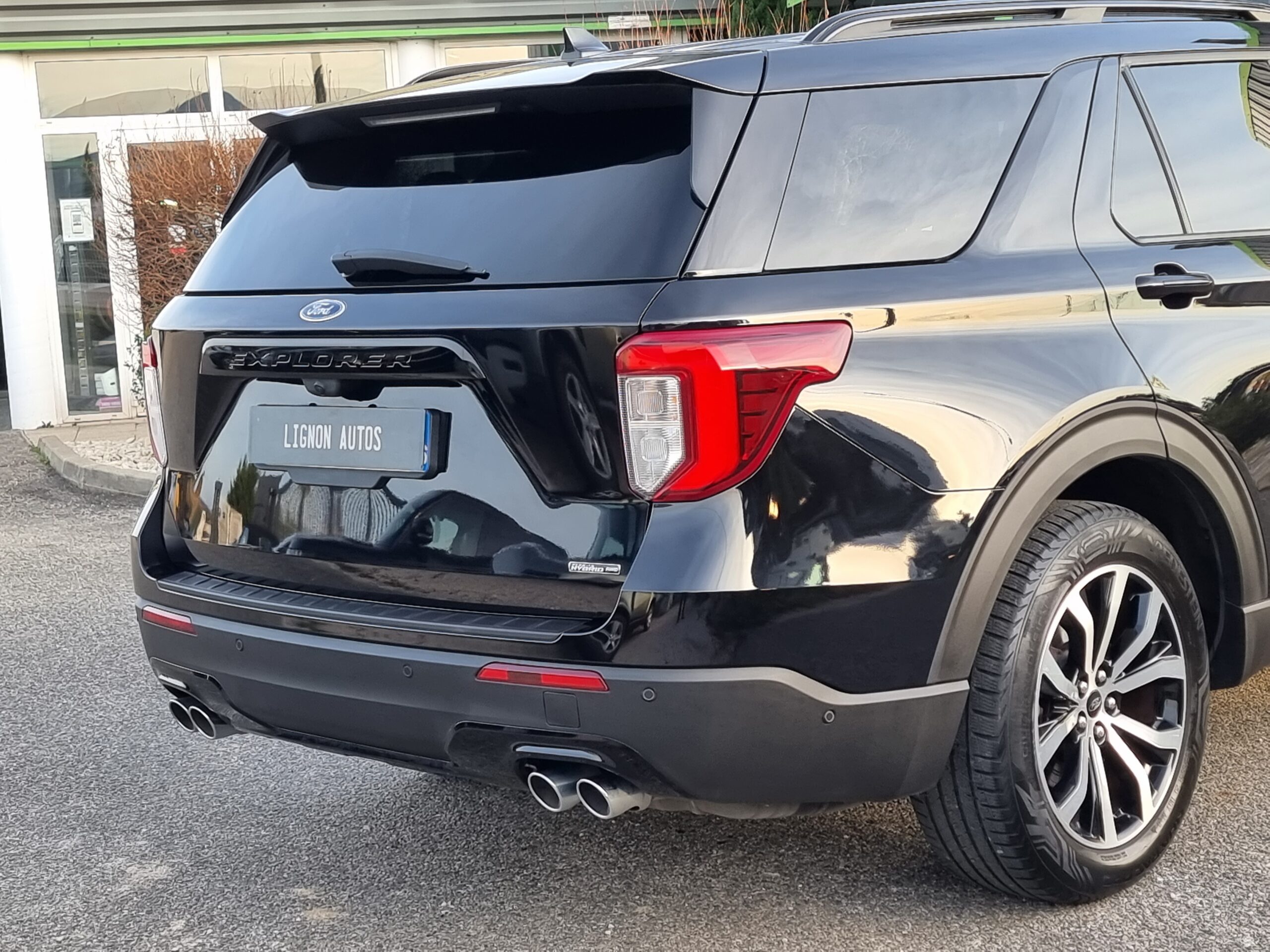 Photo Ford Explorer 3.0 EcoBoost 457ch Parallel PHEV ST-Line AWD BVA10