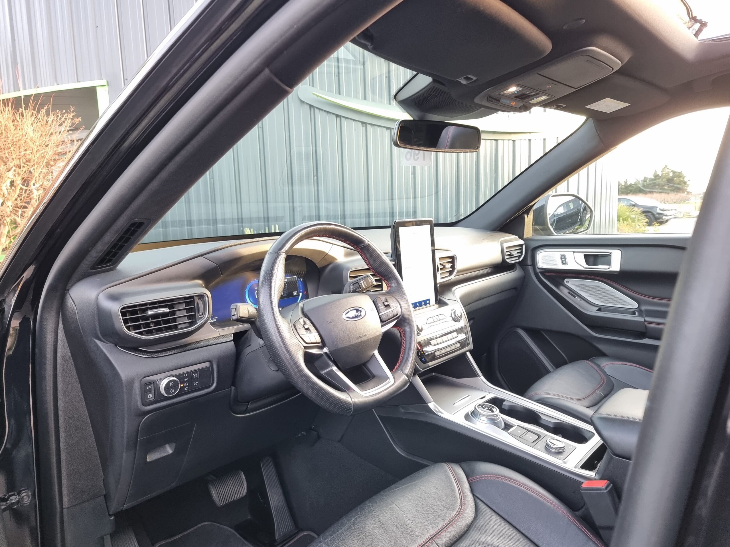 Photo Ford Explorer 3.0 EcoBoost 457ch Parallel PHEV ST-Line AWD BVA10