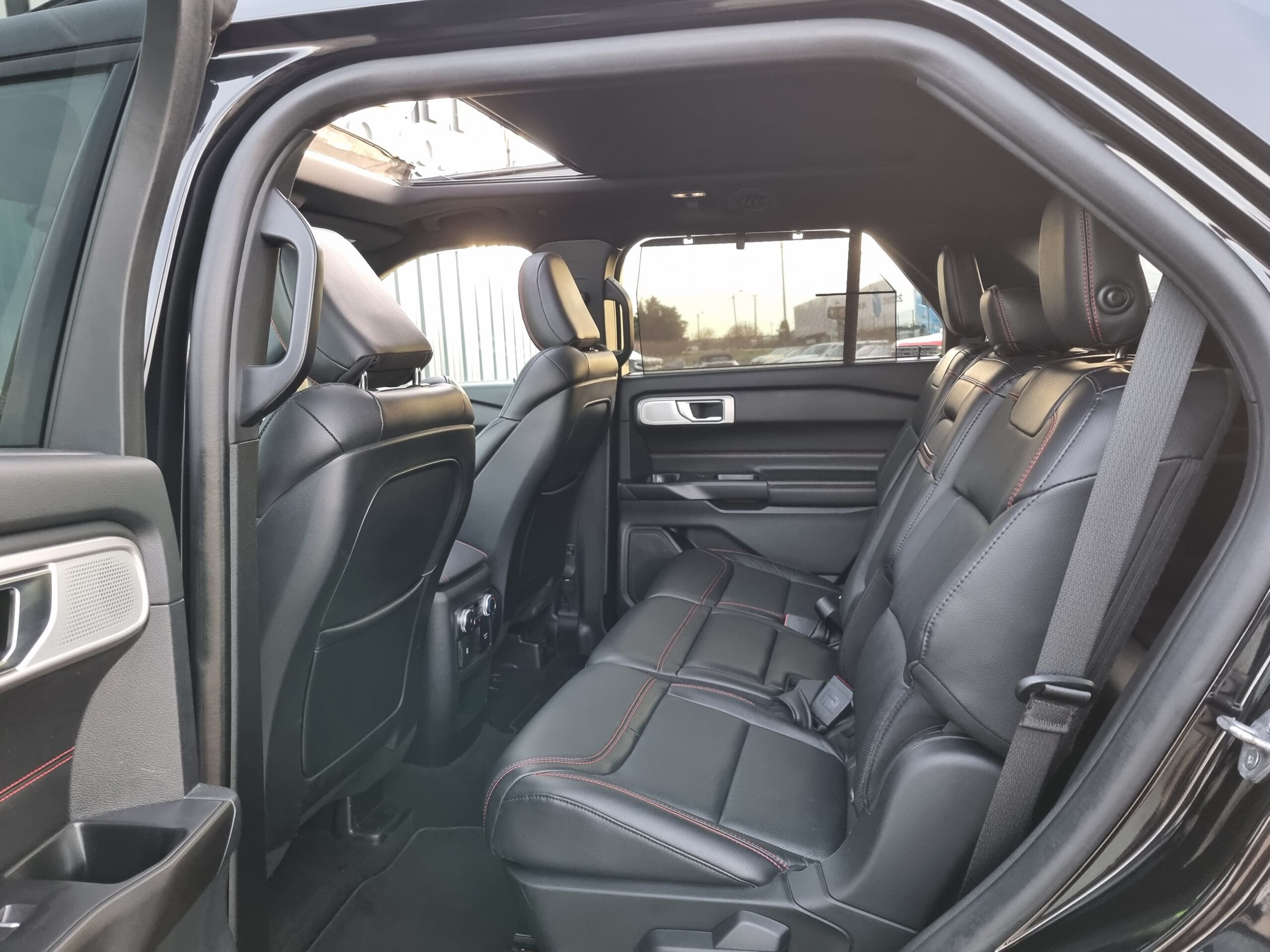Photo Ford Explorer 3.0 EcoBoost 457ch Parallel PHEV ST-Line AWD BVA10