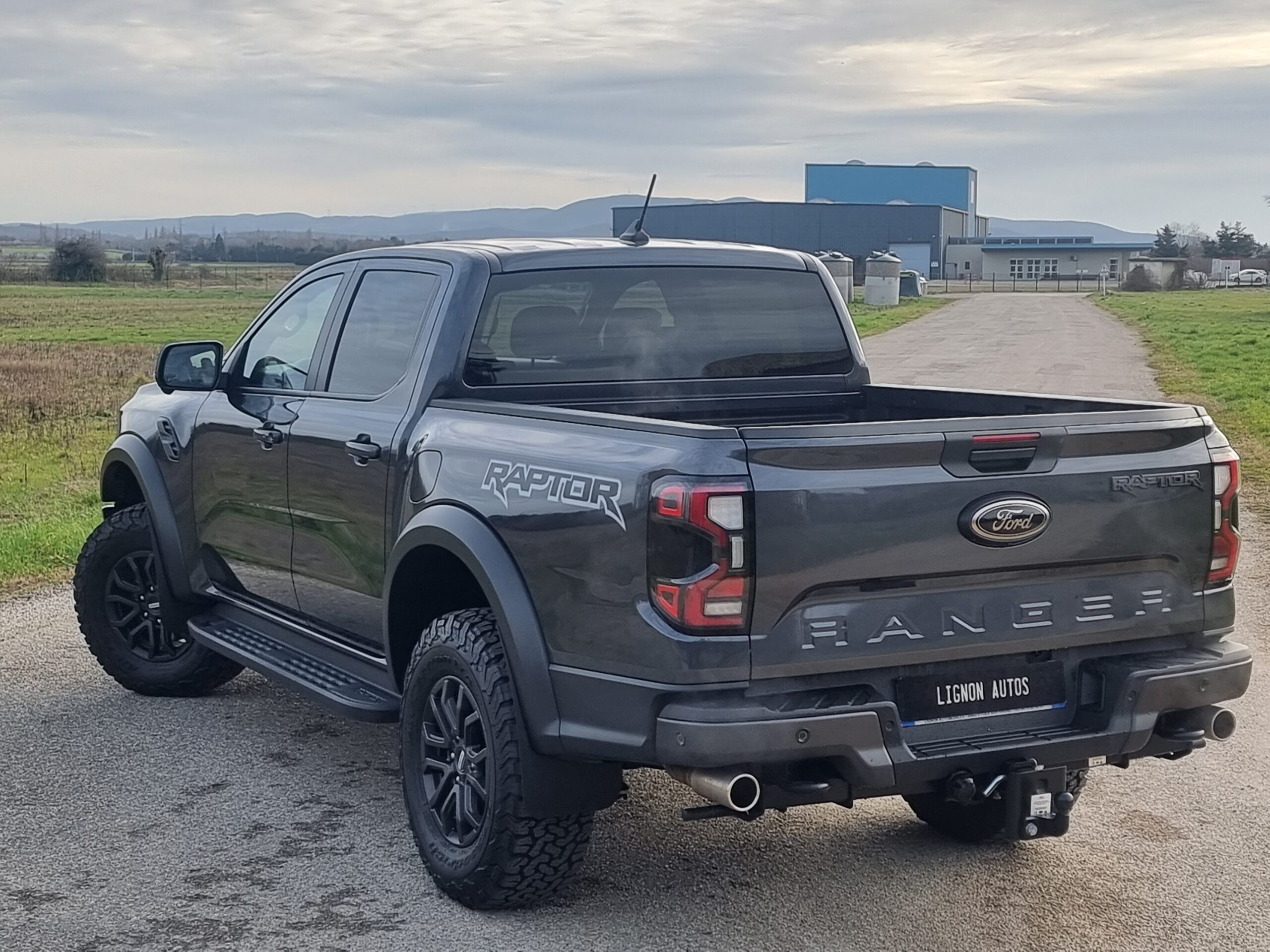 Photo FORD RANGER RAPTOR 3.0L ECOBOOST V6 292CV PAS DE MALUS