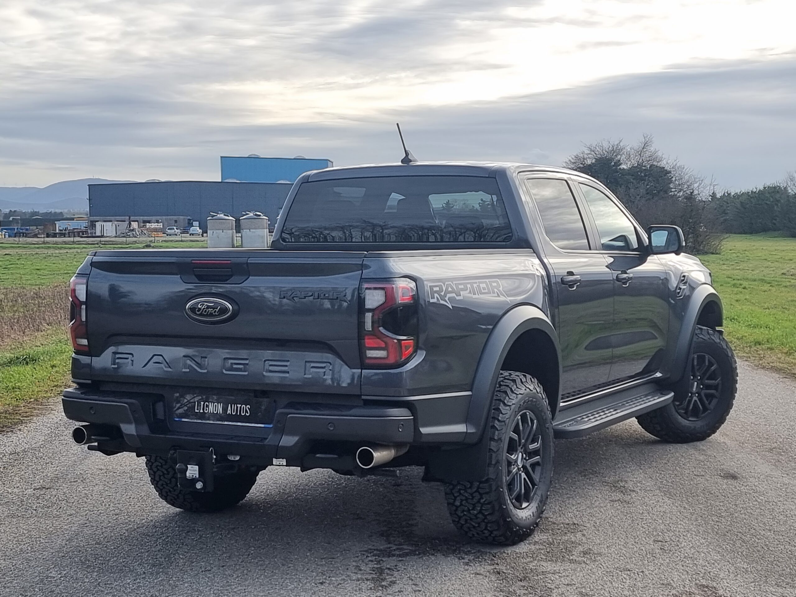 Photo FORD RANGER RAPTOR 3.0L ECOBOOST V6 292CV PAS DE MALUS