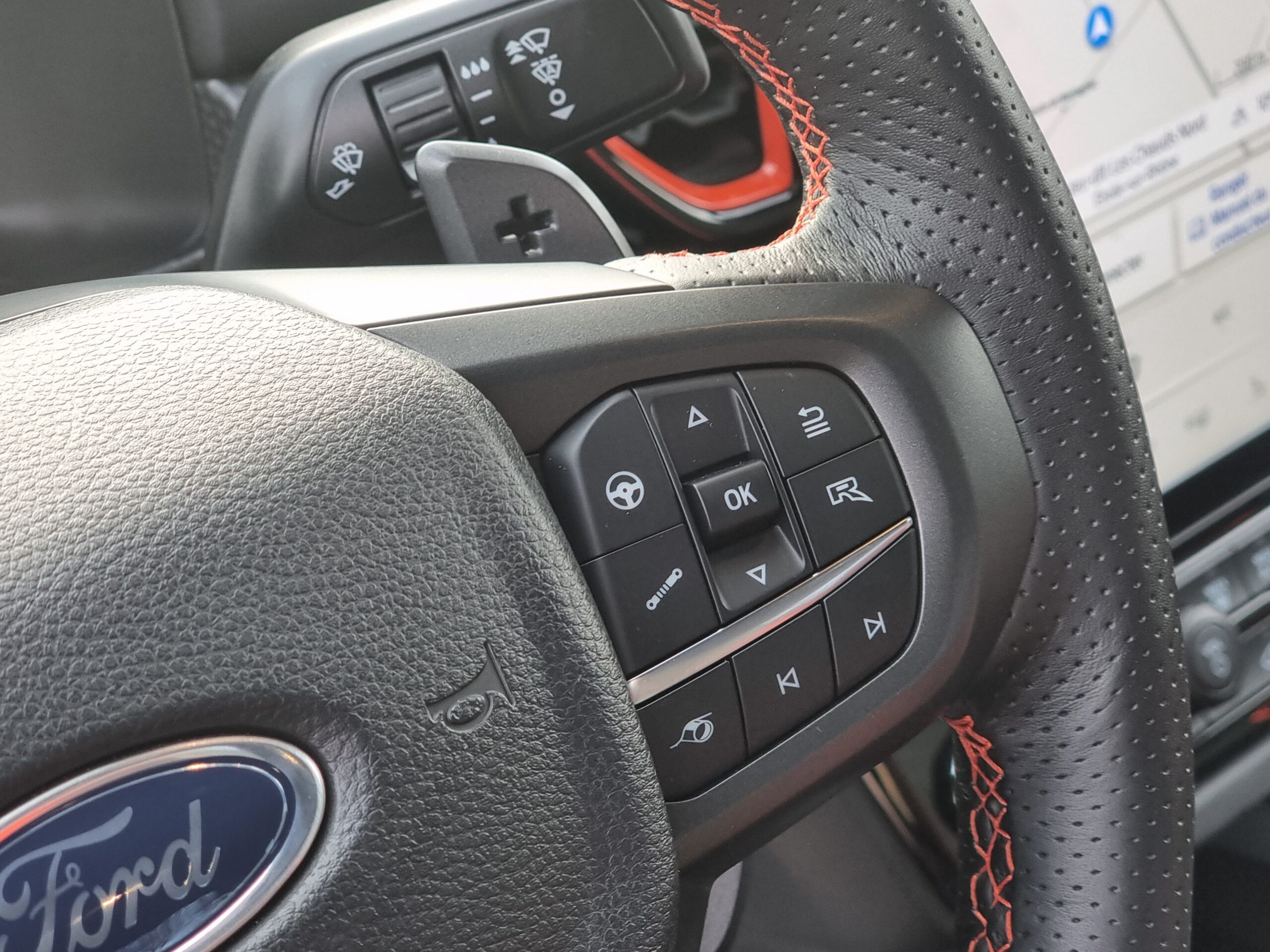 Photo FORD RANGER RAPTOR 3.0L ECOBOOST V6 292CV PAS DE MALUS