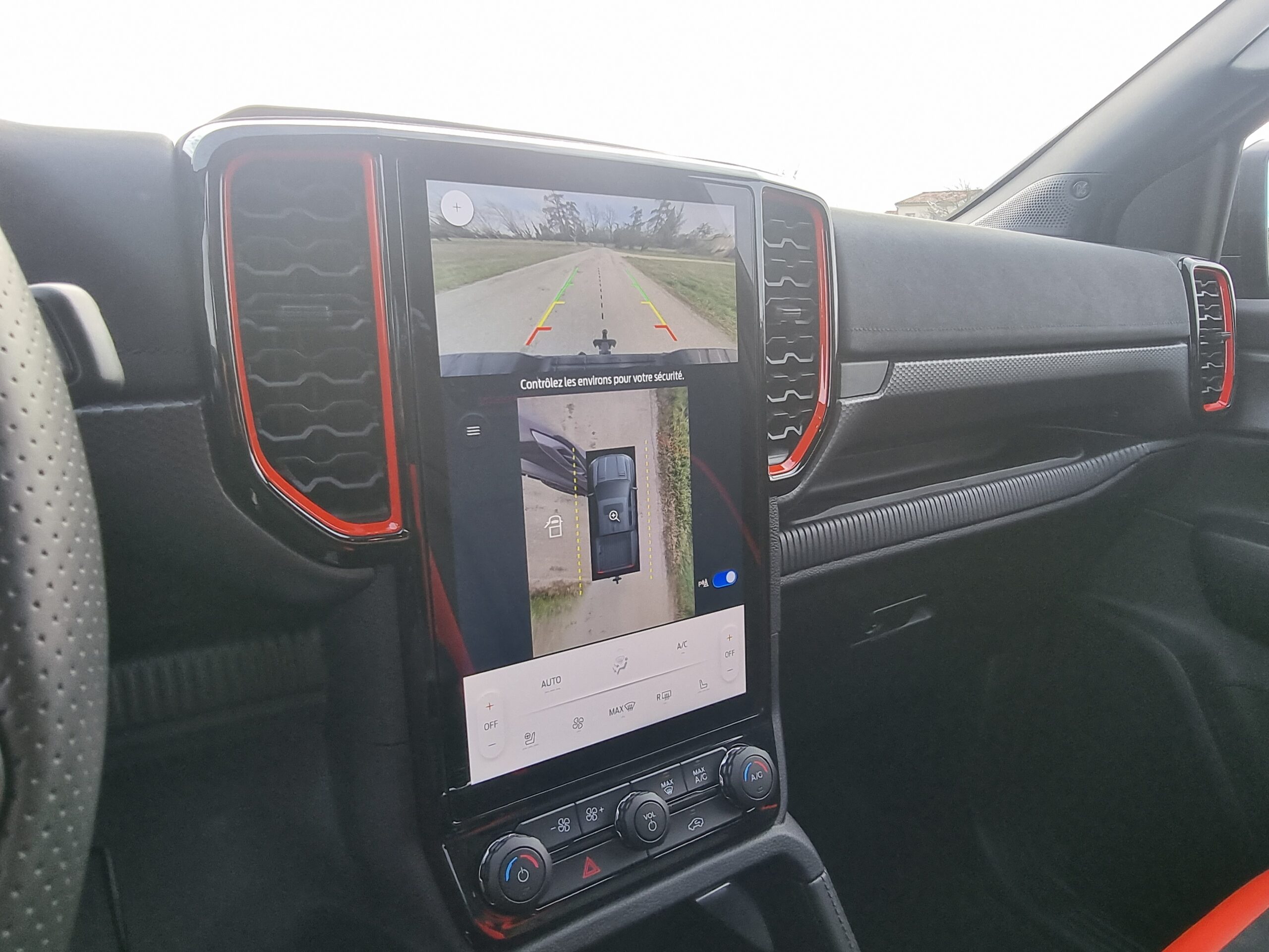 Photo FORD RANGER RAPTOR 3.0L ECOBOOST V6 292CV PAS DE MALUS