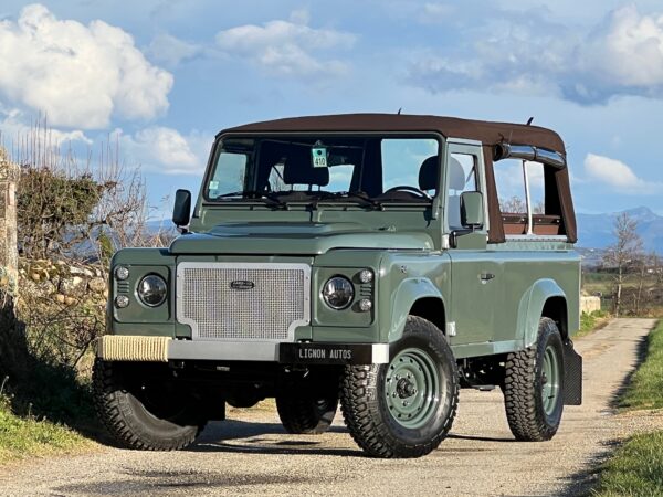 410 DEFENDER 110 2.4L TD4 SOFT TOP « KESWICK GREEN » TVA RECUPERABLE