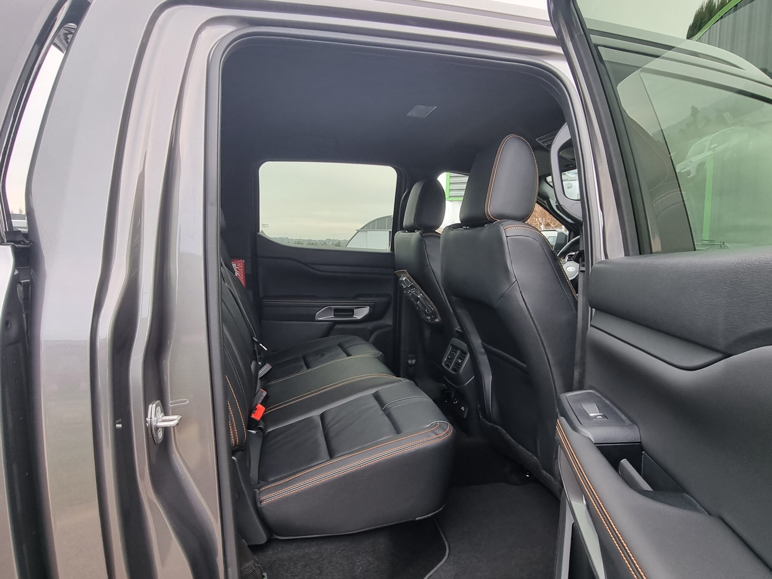 Photo FORD RANGER 3.0 V6 240 WILDTRAK BVA10 SANS MALUS DISPONIBLE IMMEDIATEMENT SANS MALUS !!