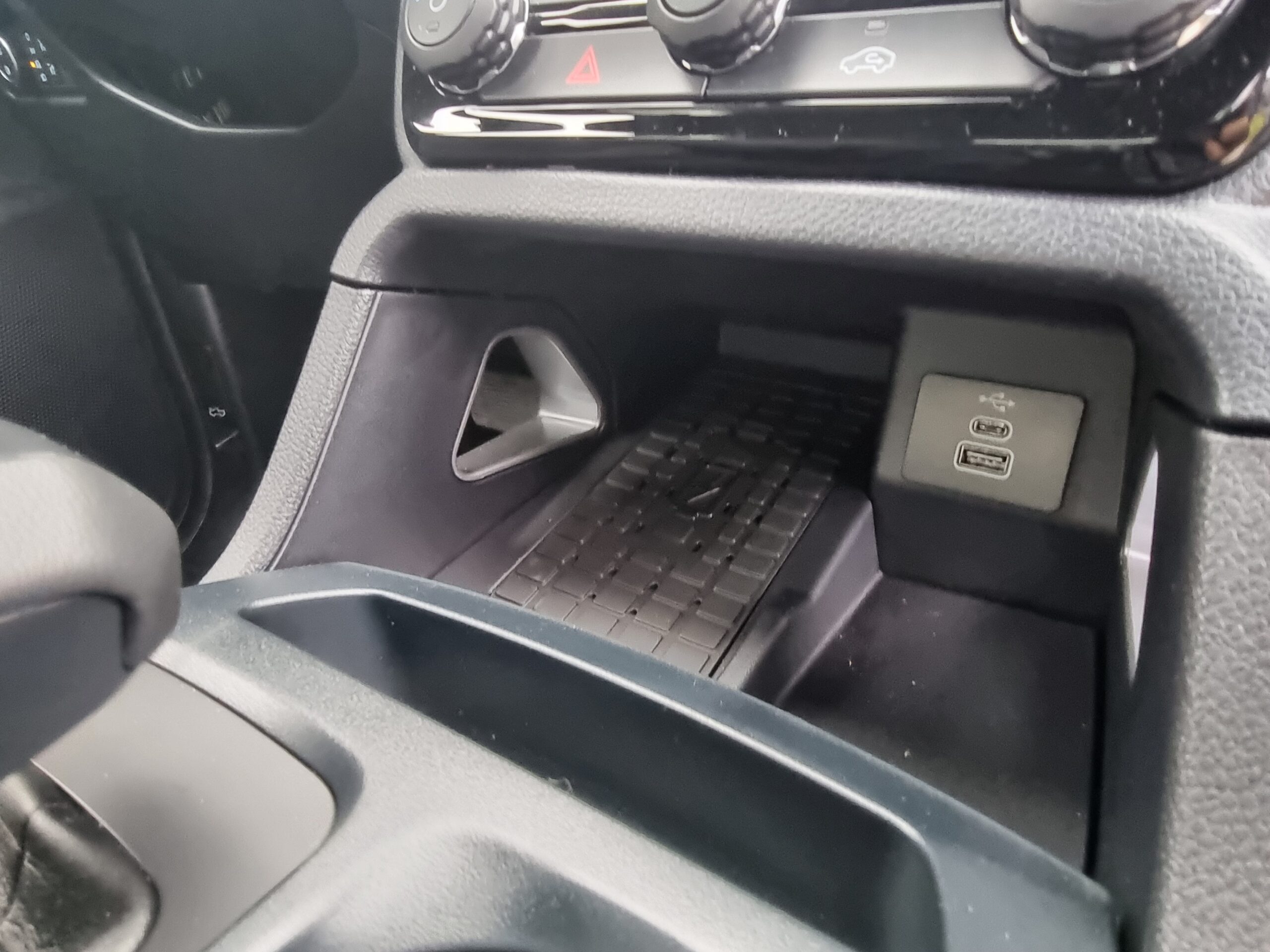 Photo FORD RANGER 3.0 V6 240 WILDTRAK BVA10 SANS MALUS DISPONIBLE IMMEDIATEMENT SANS MALUS !!