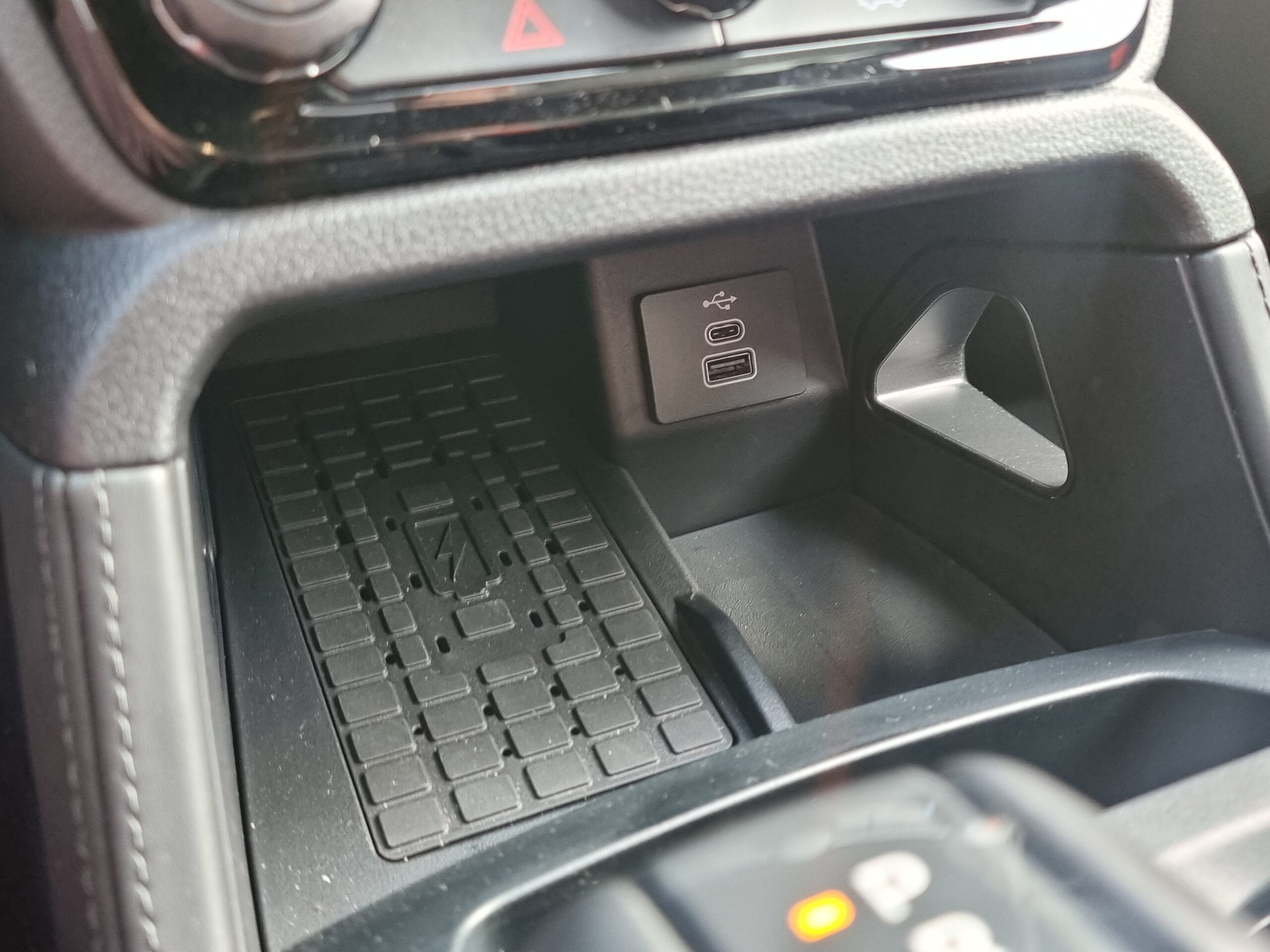 Photo FORD RANGER RAPTOR 3.0L ECOBOOST V6 292CV PAS DE MALUS