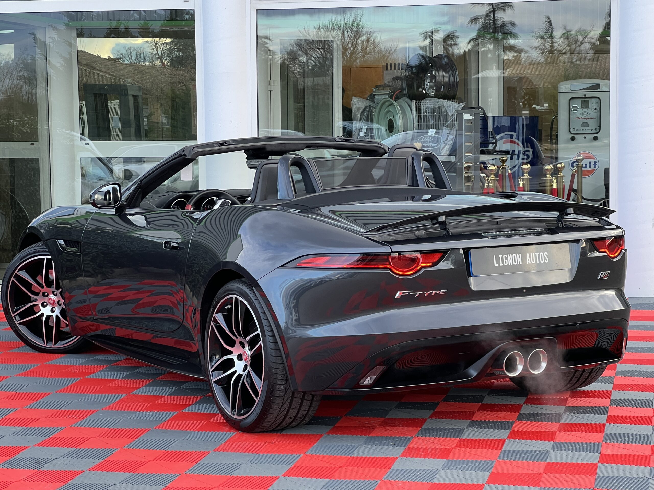 Photo Jaguar F-type Cabriolet 3.0 V6 Suralimenté 340ch Chequered Flag Bva8