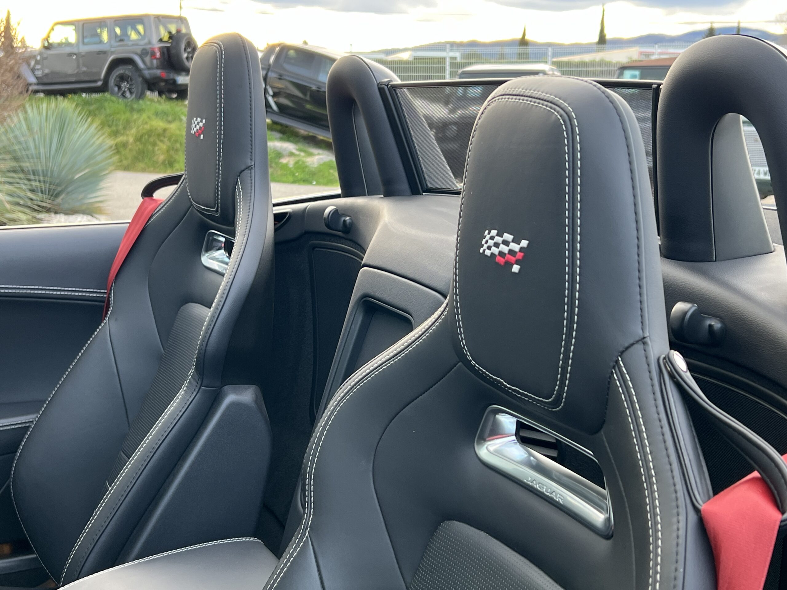 Photo Jaguar F-type Cabriolet 3.0 V6 Suralimenté 340ch Chequered Flag Bva8