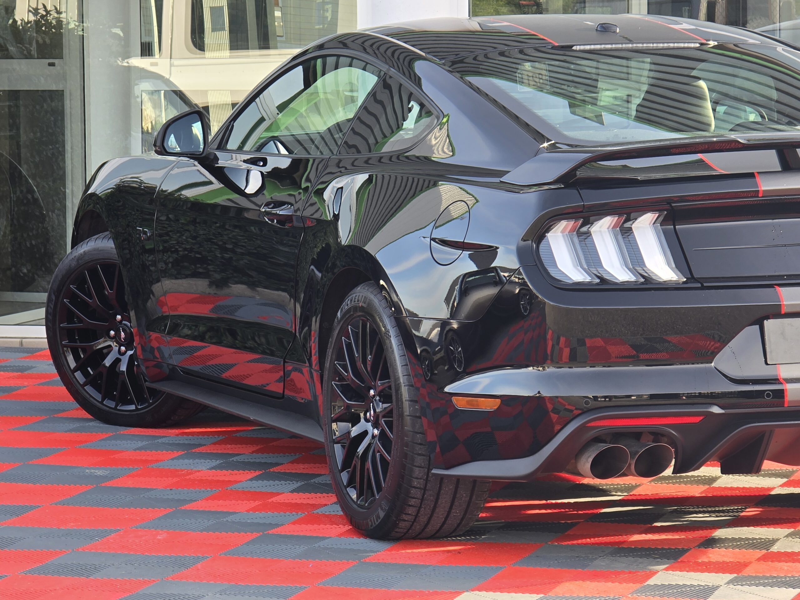 Photo Ford Mustang Coupé GT 5.0l V8 450 Bva10 Premium