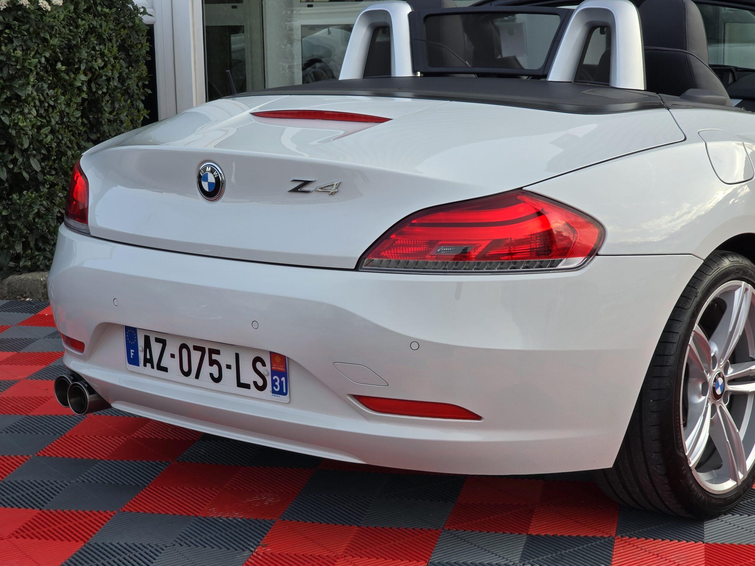 Photo BMW Z4 23I 2.3 204 CH (E89) BVM LUXE - 42 900KM - ORIGINE FRANCE - ECHAPPEMENT REMUS