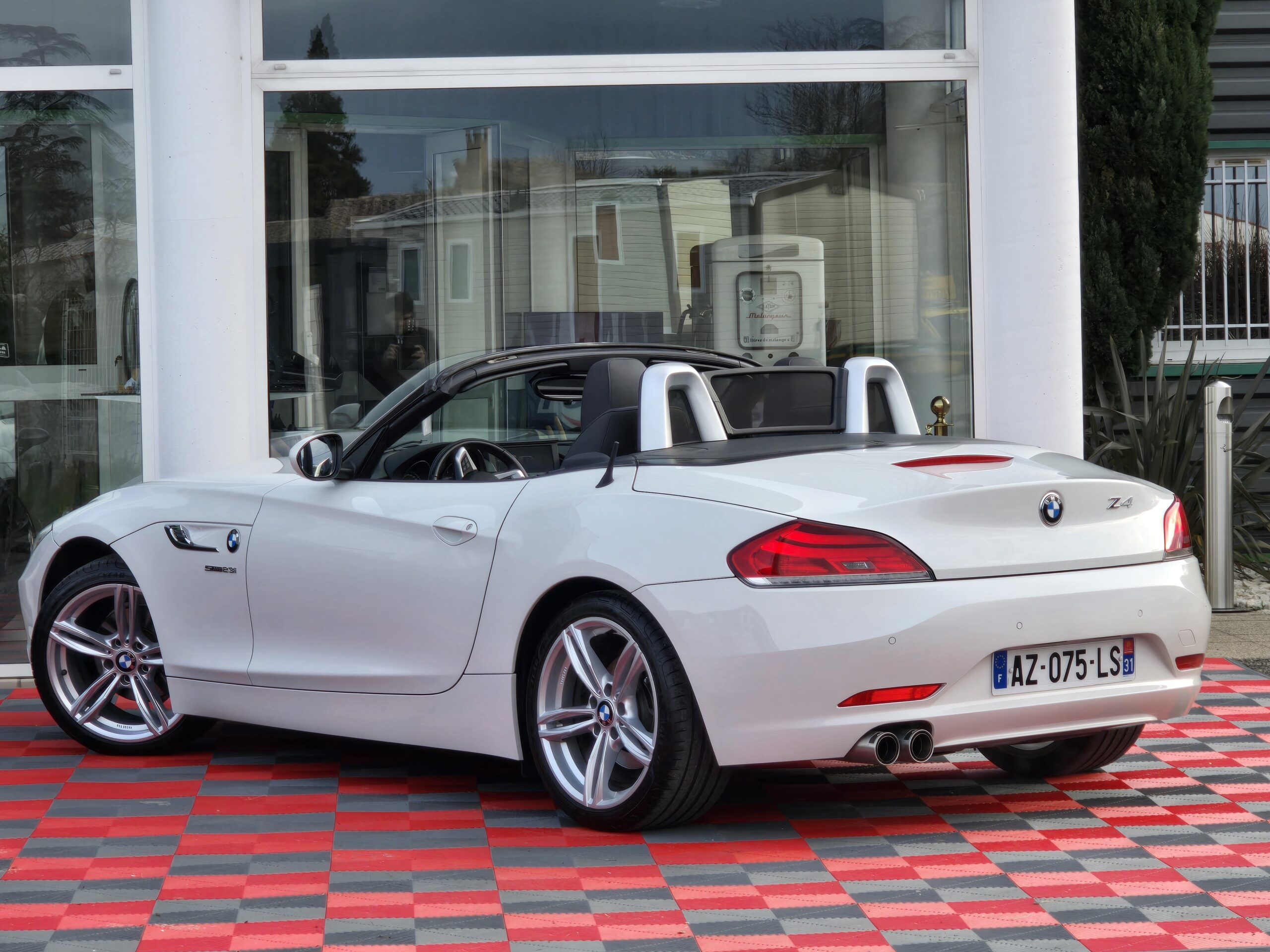 Photo BMW Z4 23I 2.3 204 CH (E89) BVM LUXE - 42 900KM - ORIGINE FRANCE - ECHAPPEMENT REMUS