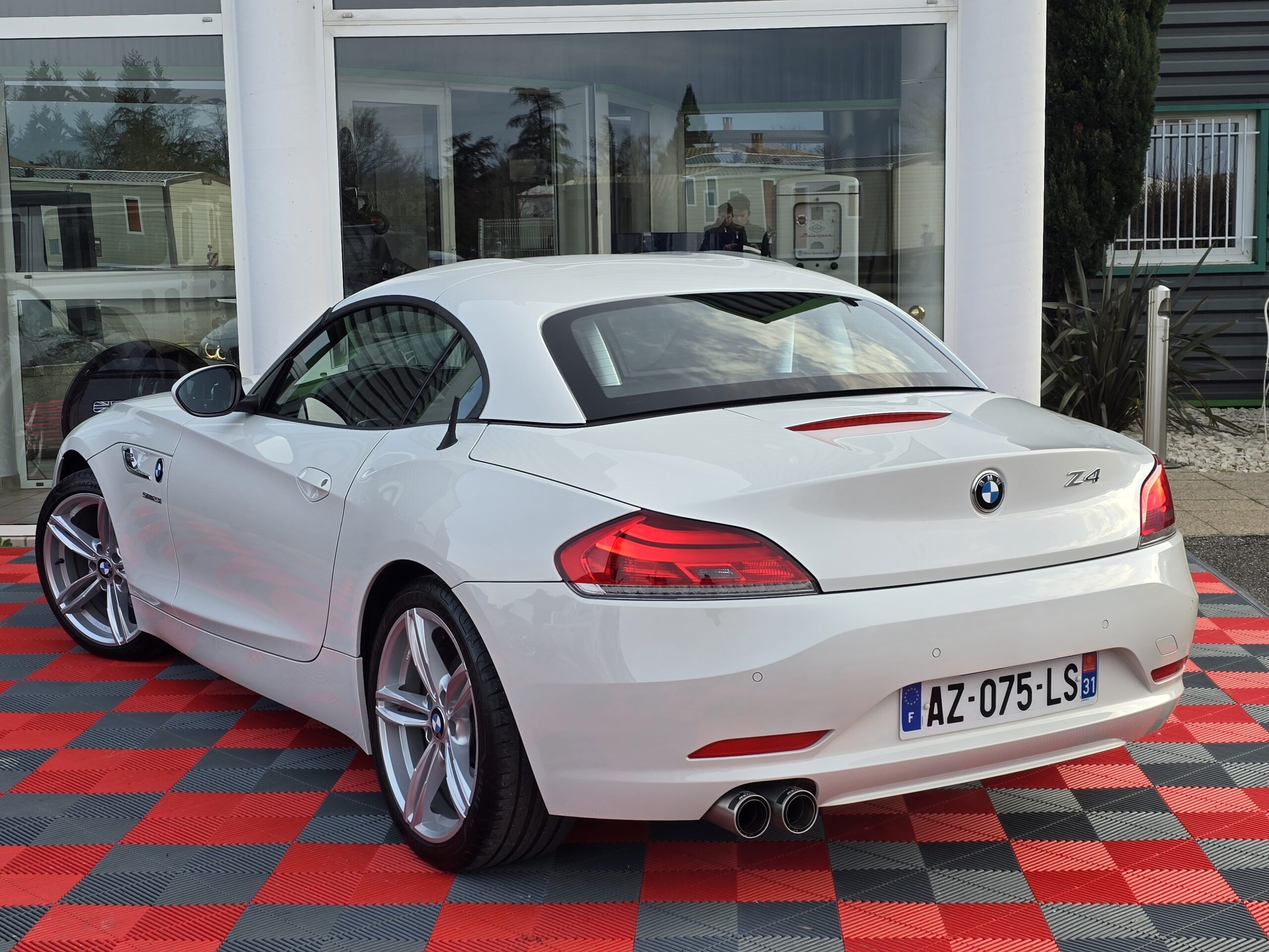 Photo BMW Z4 23I 2.3 204 CH (E89) BVM LUXE - 42 900KM - ORIGINE FRANCE - ECHAPPEMENT REMUS