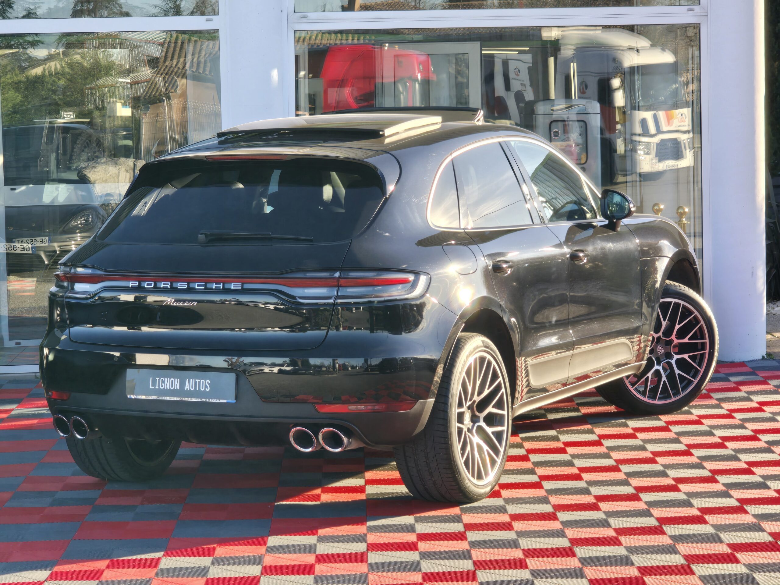 Photo PORSCHE MACAN 2.0 245CH PDK KEYLESS/BOSE/TOIT PANO
