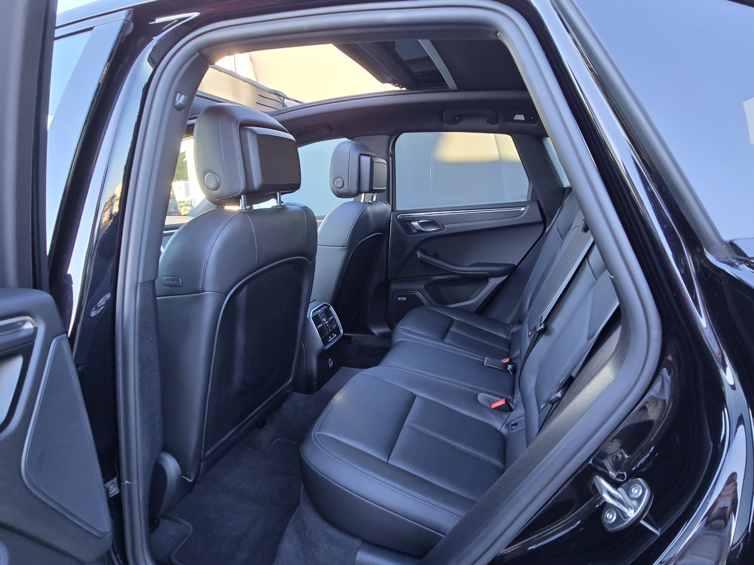 Photo PORSCHE MACAN 2.0 245CH PDK KEYLESS/BOSE/TOIT PANO