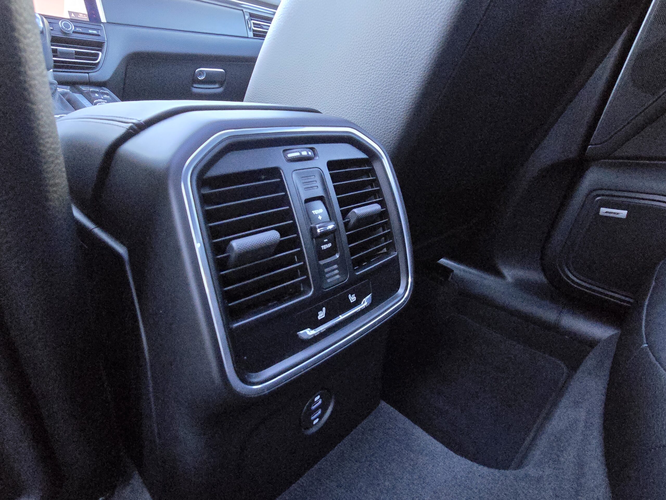 Photo PORSCHE MACAN 2.0 245CH PDK KEYLESS/BOSE/TOIT PANO